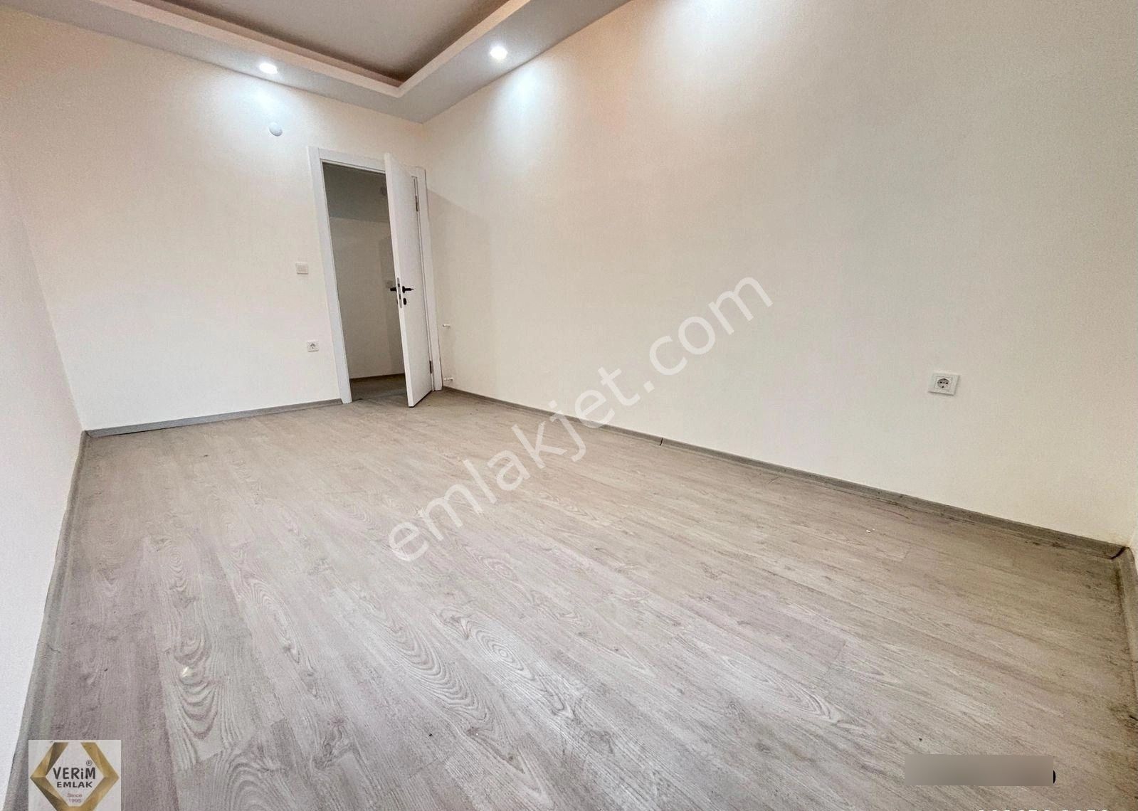 Ürkmez Merkez De Çarşı Merkeze 200m Plaja 500m 3+1 Satılık Sıfır Daire - Görsel 13