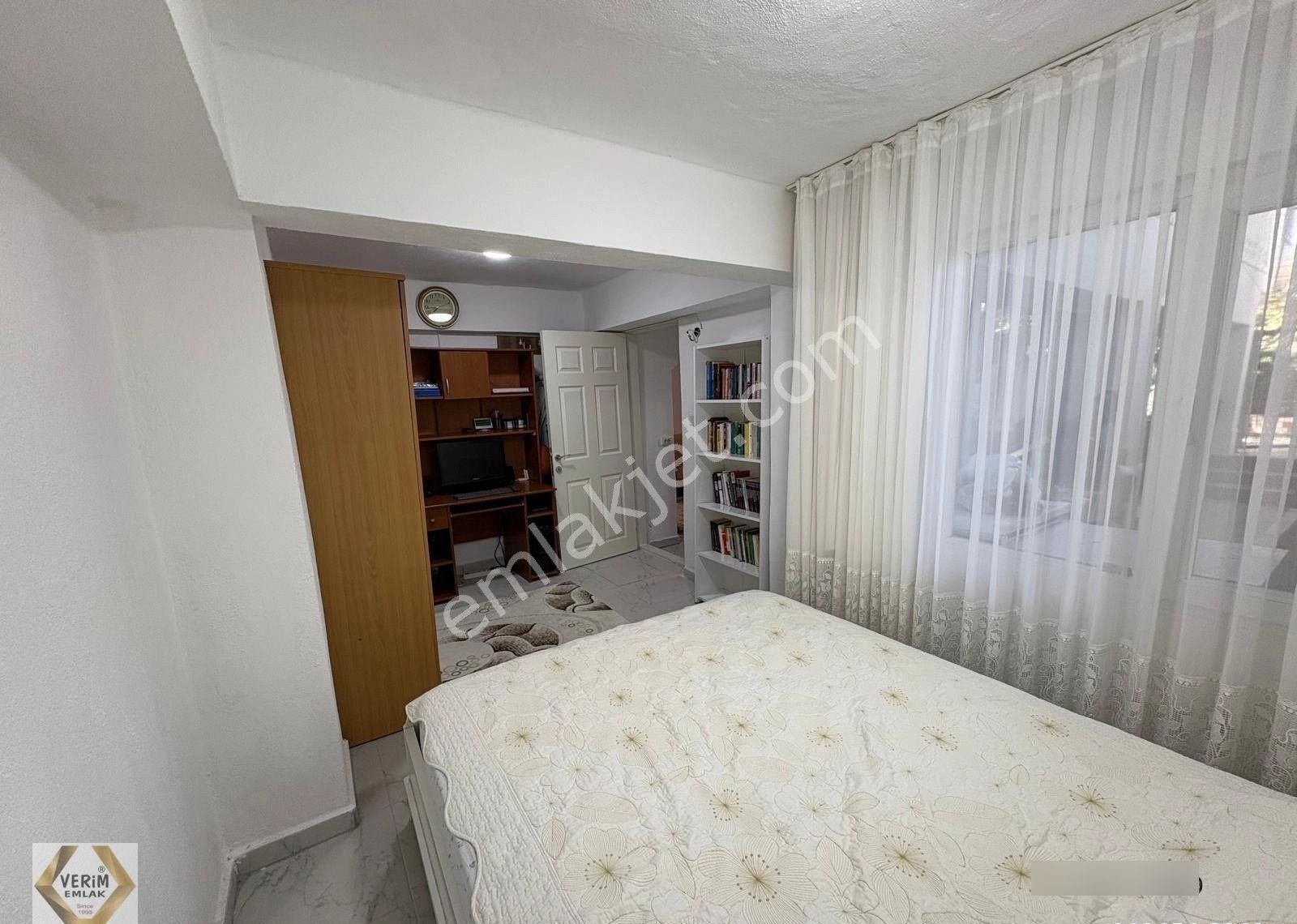 Seferihisar Ürkmez De Deniz Tarafın Da Bahçe Katı Satılık 3+1 Daire - Görsel 14