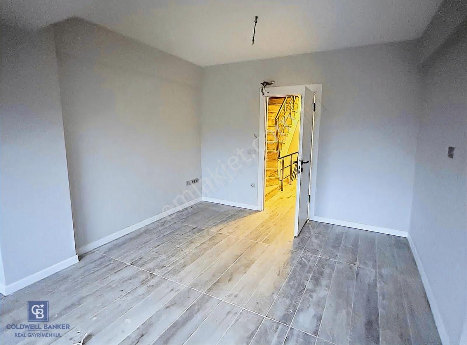 Üsküdar Barbaros Mah. 5 Katlı Sıfır Satılık Müstakil Ev - Görsel 8