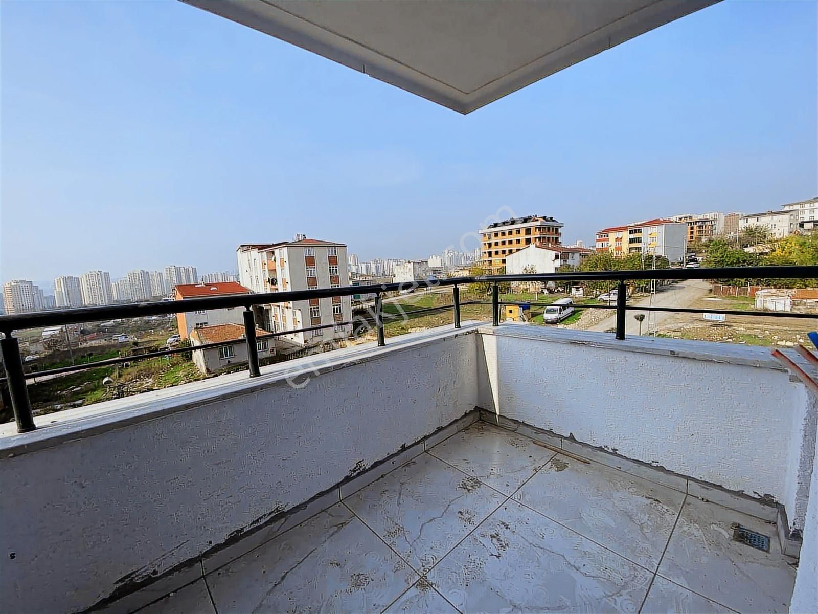 Avcılar Tahtakale Mahhallesi Muhteşem Konumlu Satılık 3+1 Daire - Görsel 8