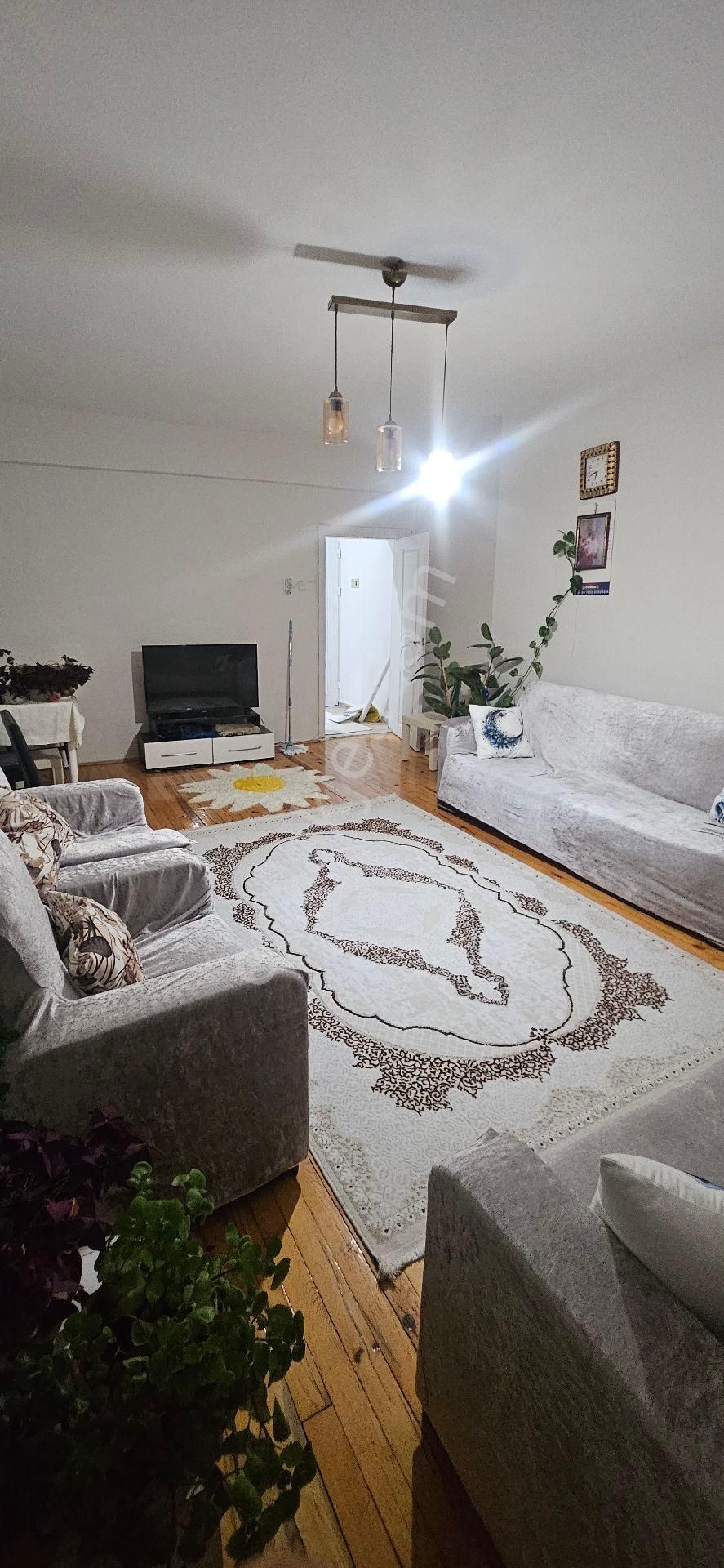 Özlem Ünlü'den 3+1 Eşyalı Kiralık Yaka Meram'da - Görsel 4