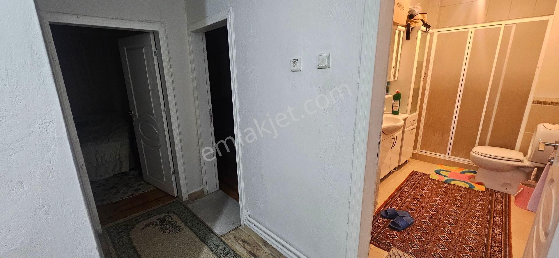 Özlem Ünlü'den 3+1 Eşyalı Kiralık Yaka Meram'da - Görsel 13