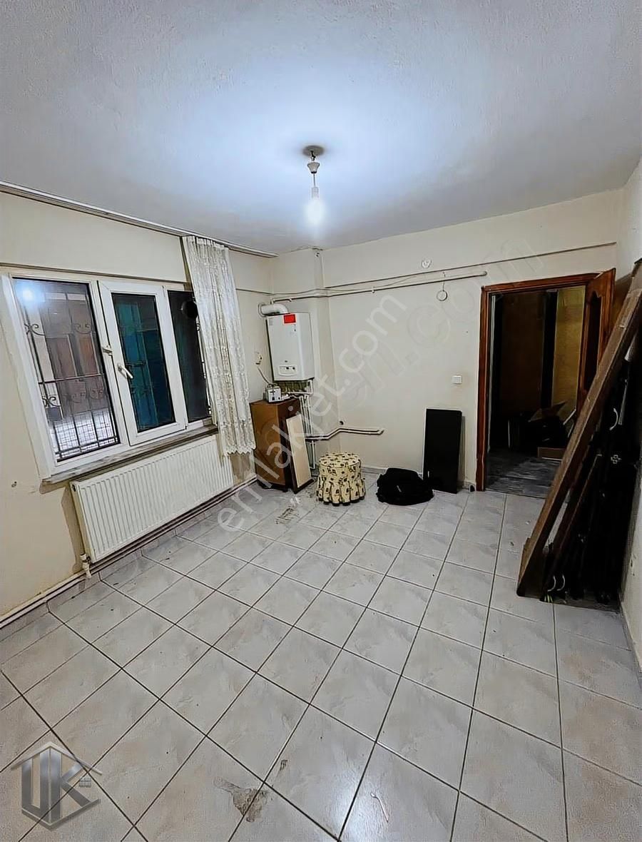 Kiralık | Uğur Gayrimenkulden 1+1 Yüksek Giriş Ferah Geniş Daire - Görsel 14