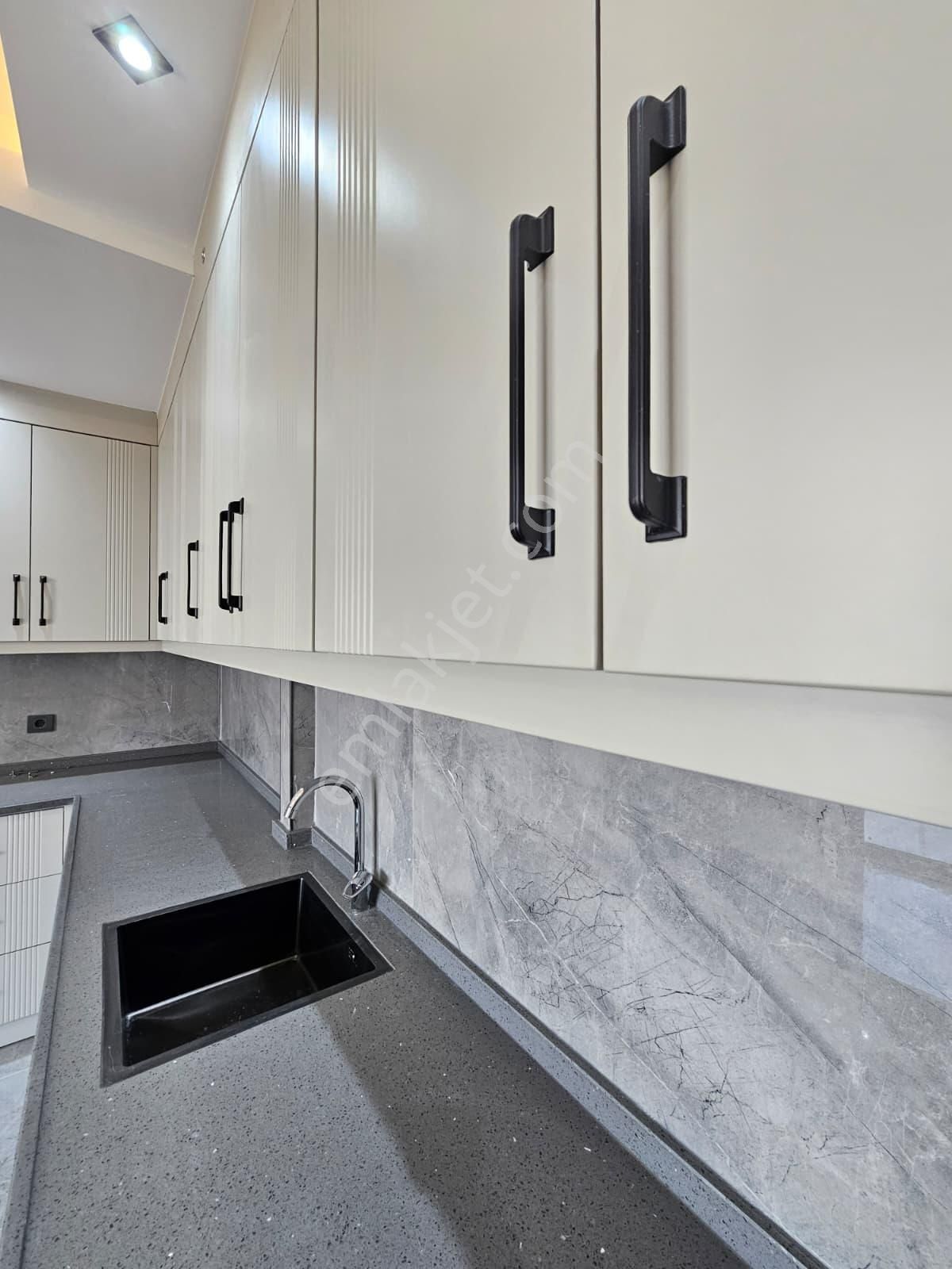 Denizli Yenişafak Mahallesinde Mükemmel Konumda Satılık Arakat Daire - Görsel 14