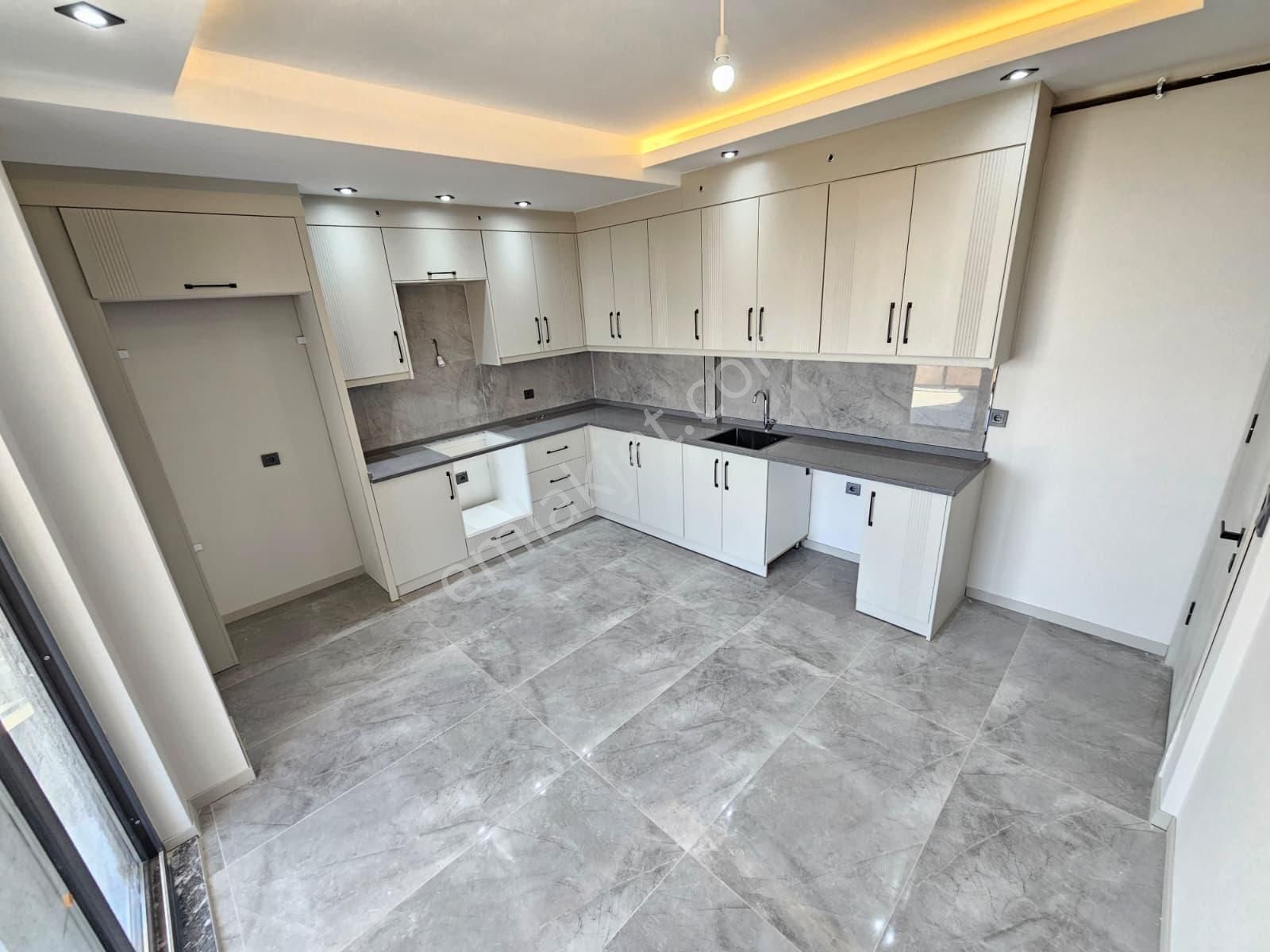 Denizli Yenişafak Mahallesinde Mükemmel Konumda Satılık Arakat Daire - Görsel 12