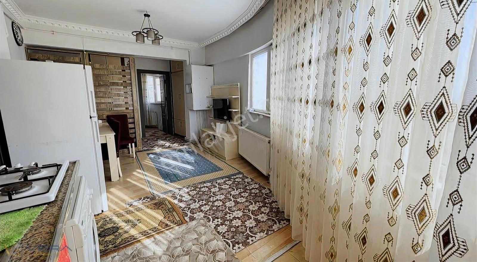 Vera'dan Yeşilvadi Konutlarında 1+1 Eşyalı Daire - Görsel 3