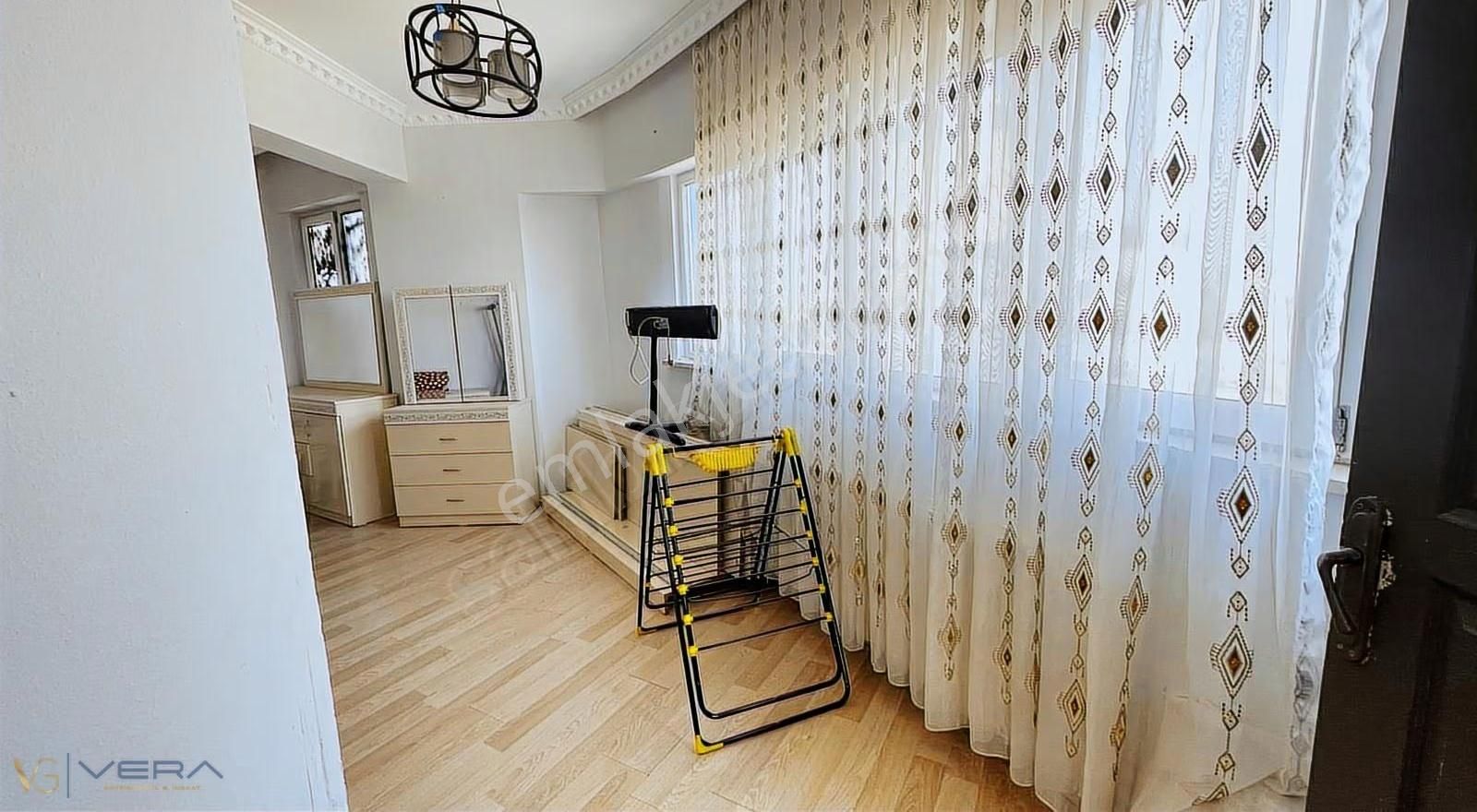 Vera'dan Yeşilvadi Konutlarında 1+1 Eşyalı Daire - Görsel 10