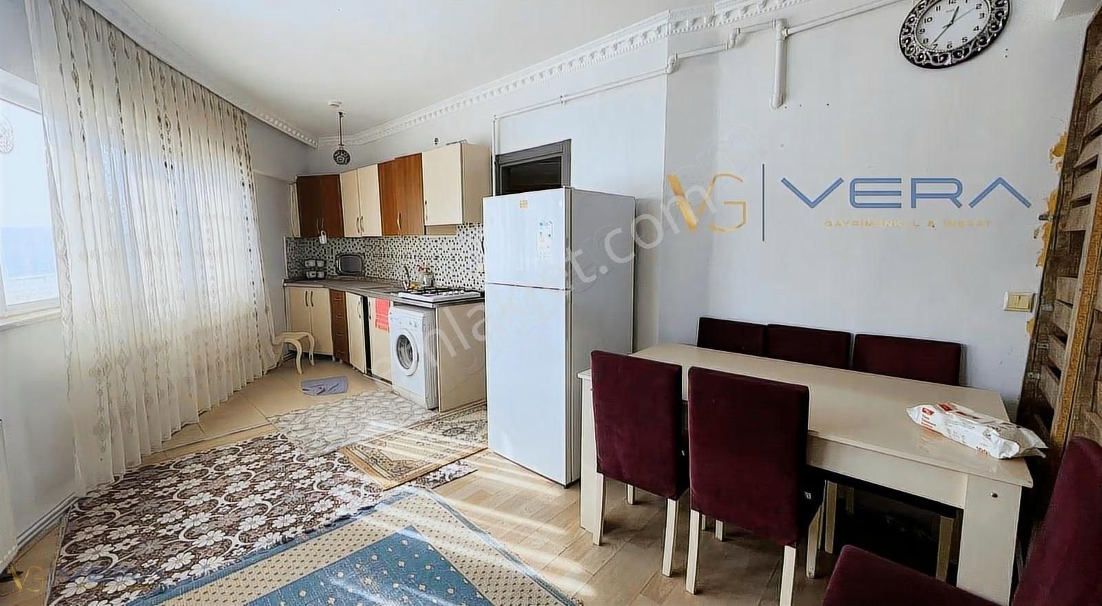 Vera'dan Yeşilvadi Konutlarında 1+1 Eşyalı Daire - Görsel 9