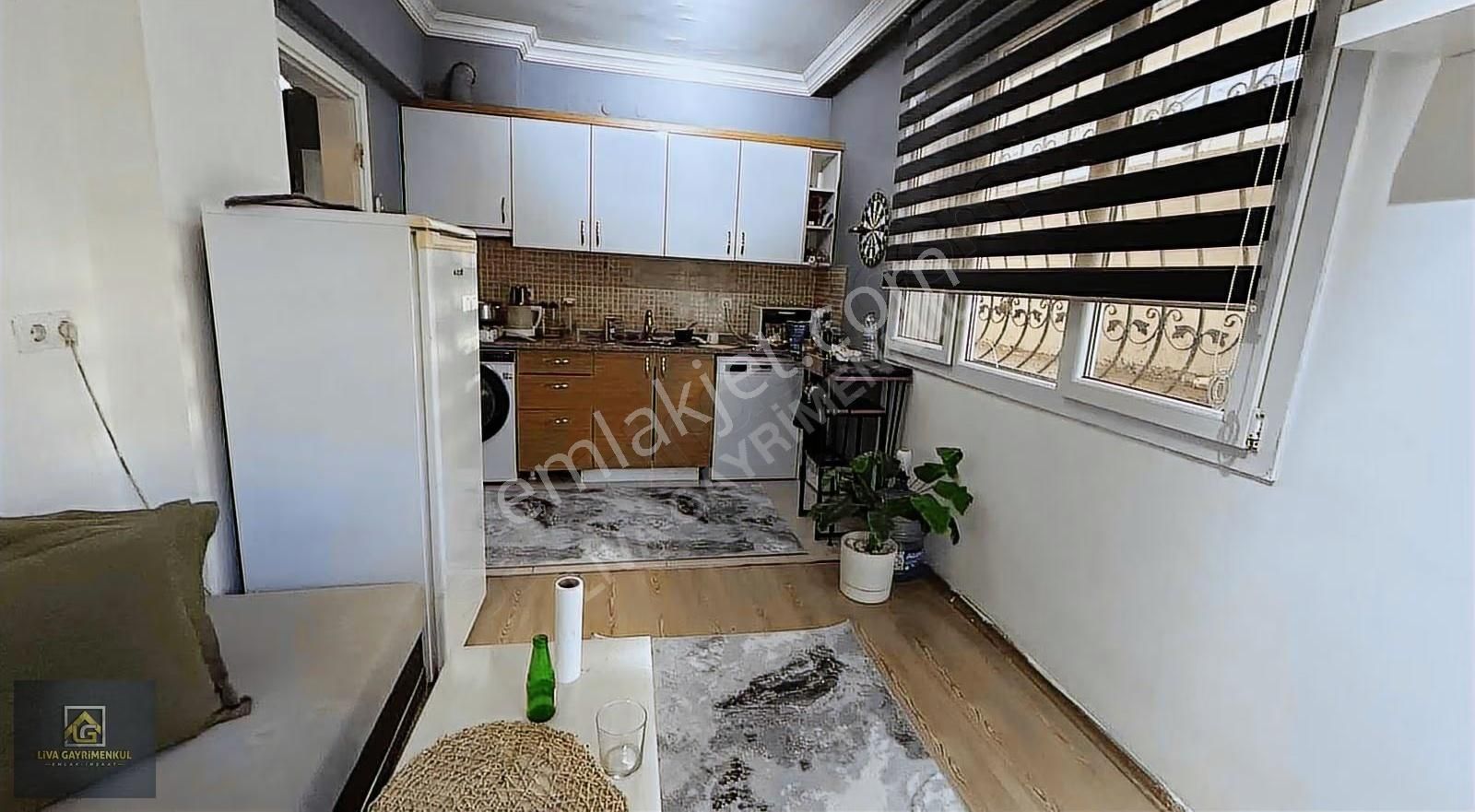 Satılık Hasanağa Bahçesi Yakını 2+0 Daire