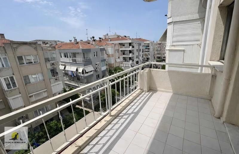 Karşıyaka Nergizde | İzbana Yakın | Geniş Metrekare | 3+1 Daire - Görsel 9