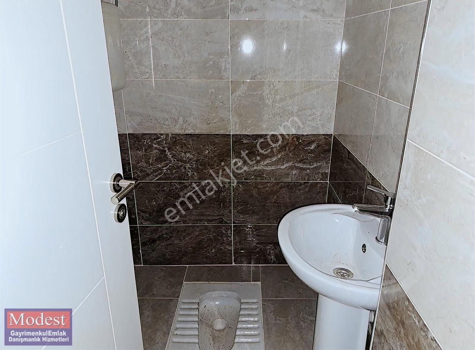 Modest Den Kiralık 3+1 190m2 Kiralık Genç Daire - Görsel 25
