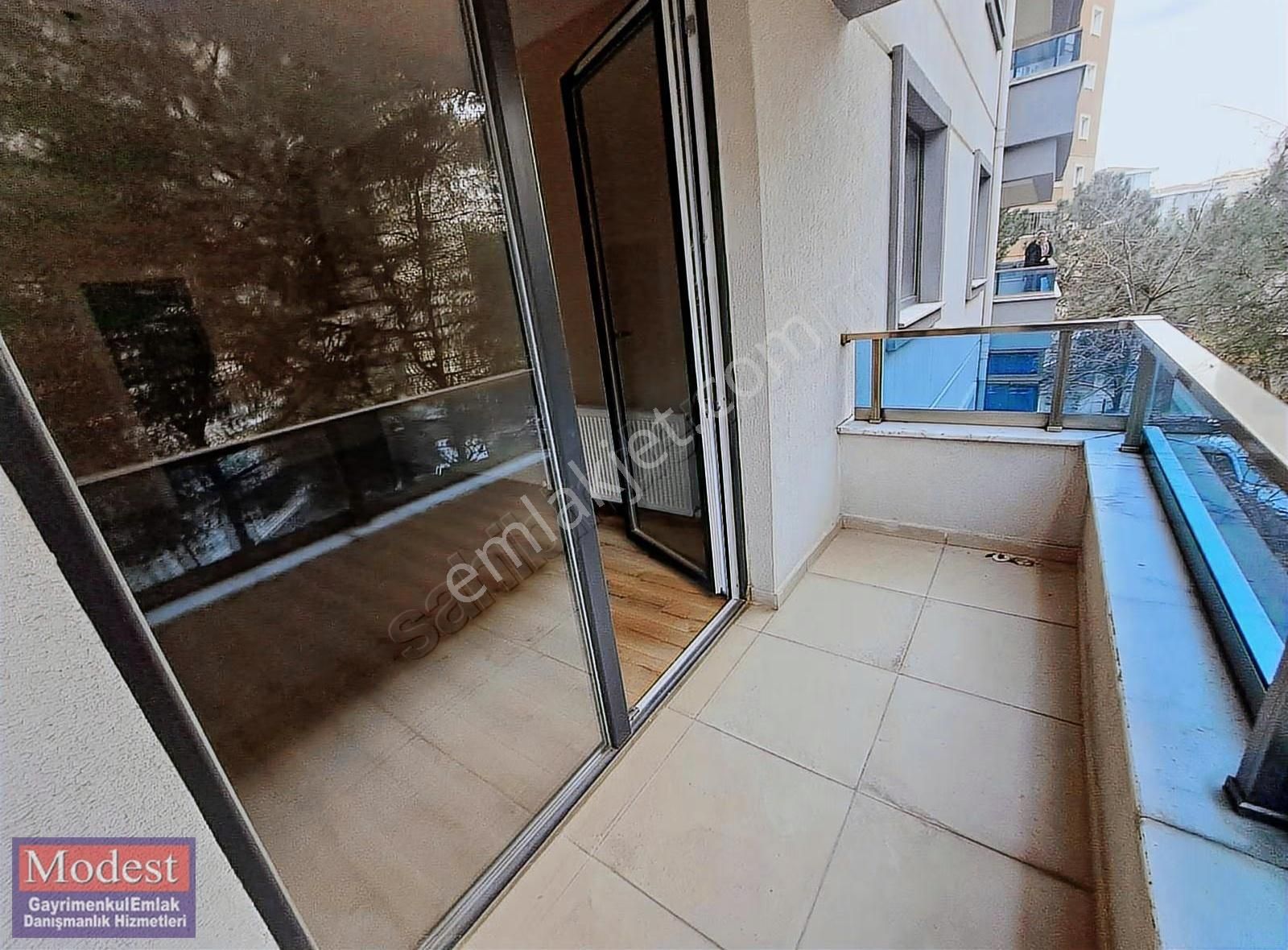 Modest Den Kiralık 3+1 190m2 Kiralık Genç Daire - Görsel 7