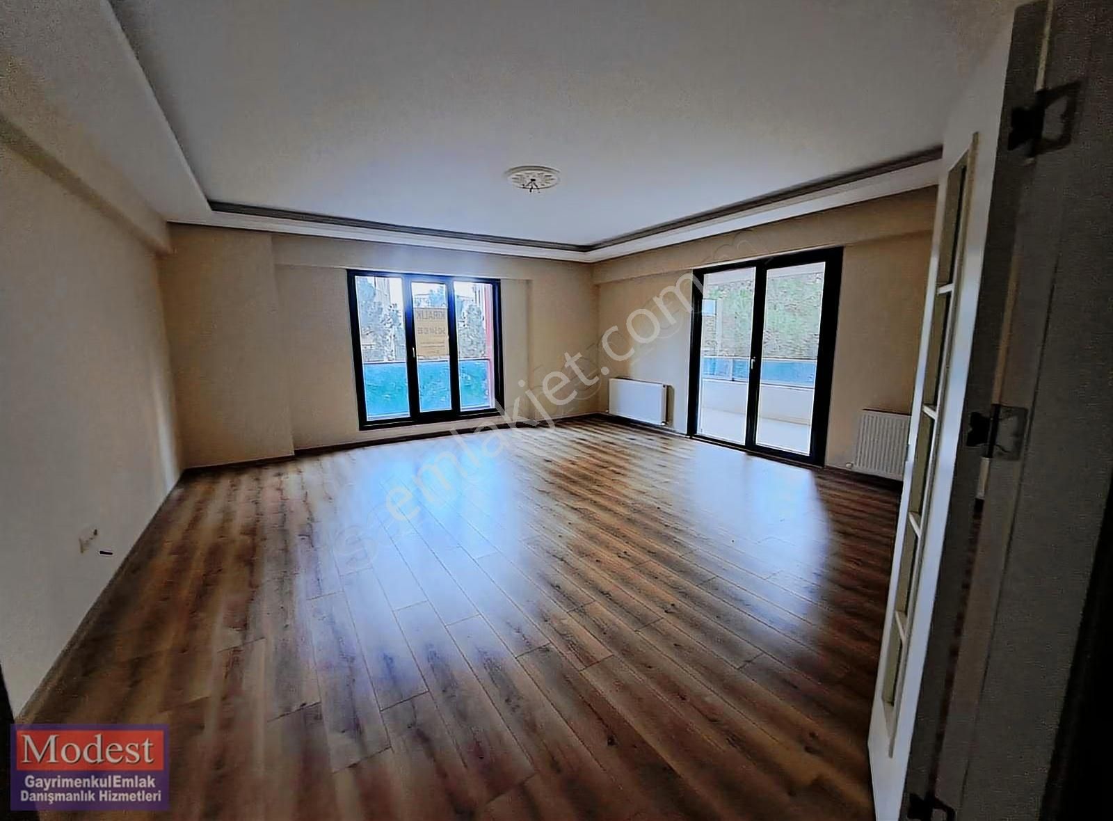 Modest Den Kiralık 3+1 190m2 Kiralık Genç Daire - Görsel 5