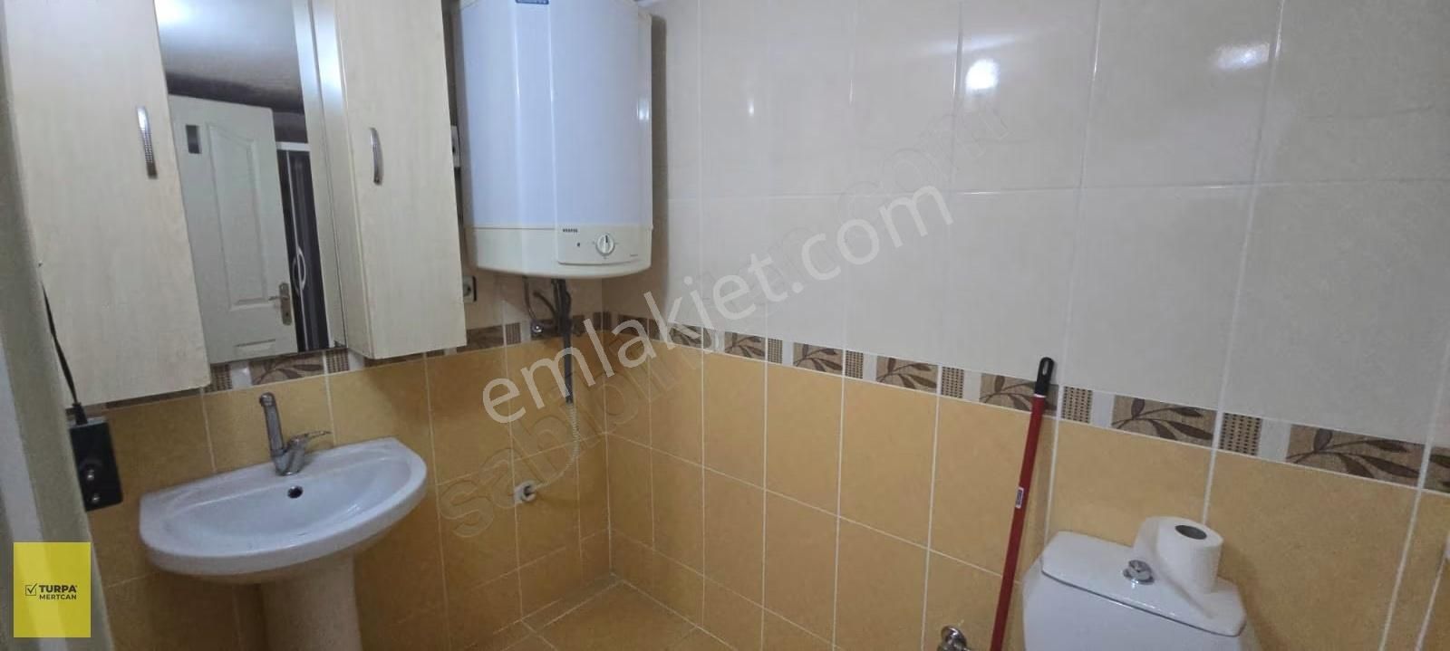 İzmir Konak Eşrefpaşa Atilla Mah.kiralık 2+1 Daire