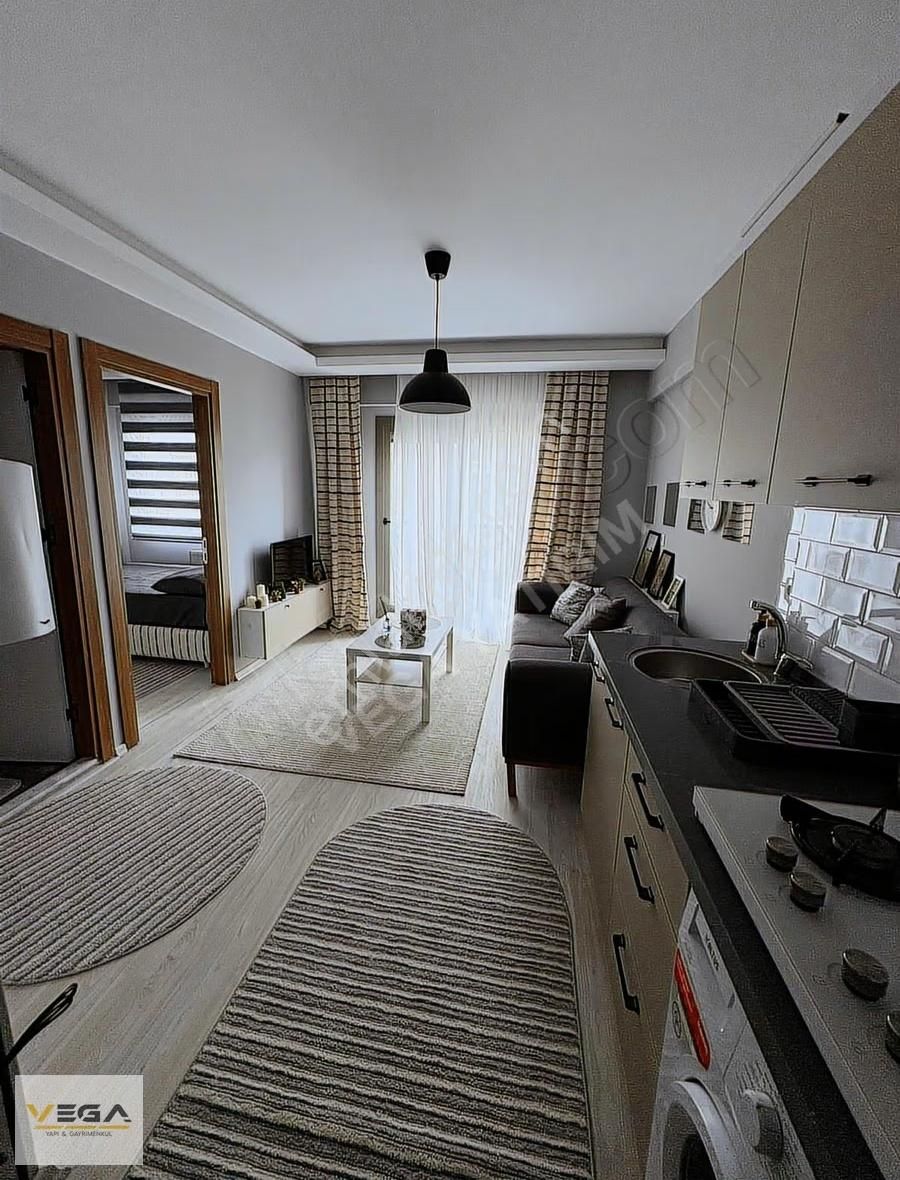 Üniversite Yakını Satılık Fırsat Eşyalı 1+1 Daire