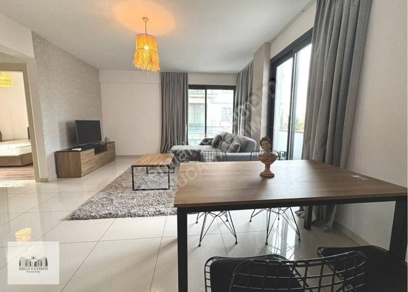 Buca Kampüs Girişi-üniversite Ve Metro Yakını 2+1 Arakat Daire