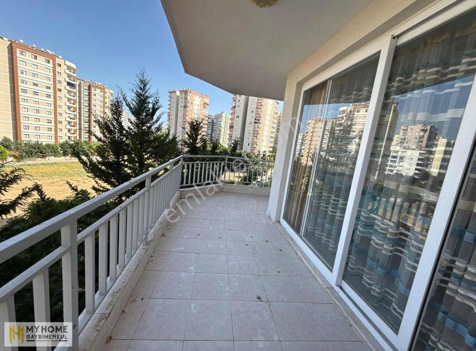 Myhome'dan Mezitli Menderes Mahallesinde Havuzlu Eşyalı 3+1 - Görsel 2