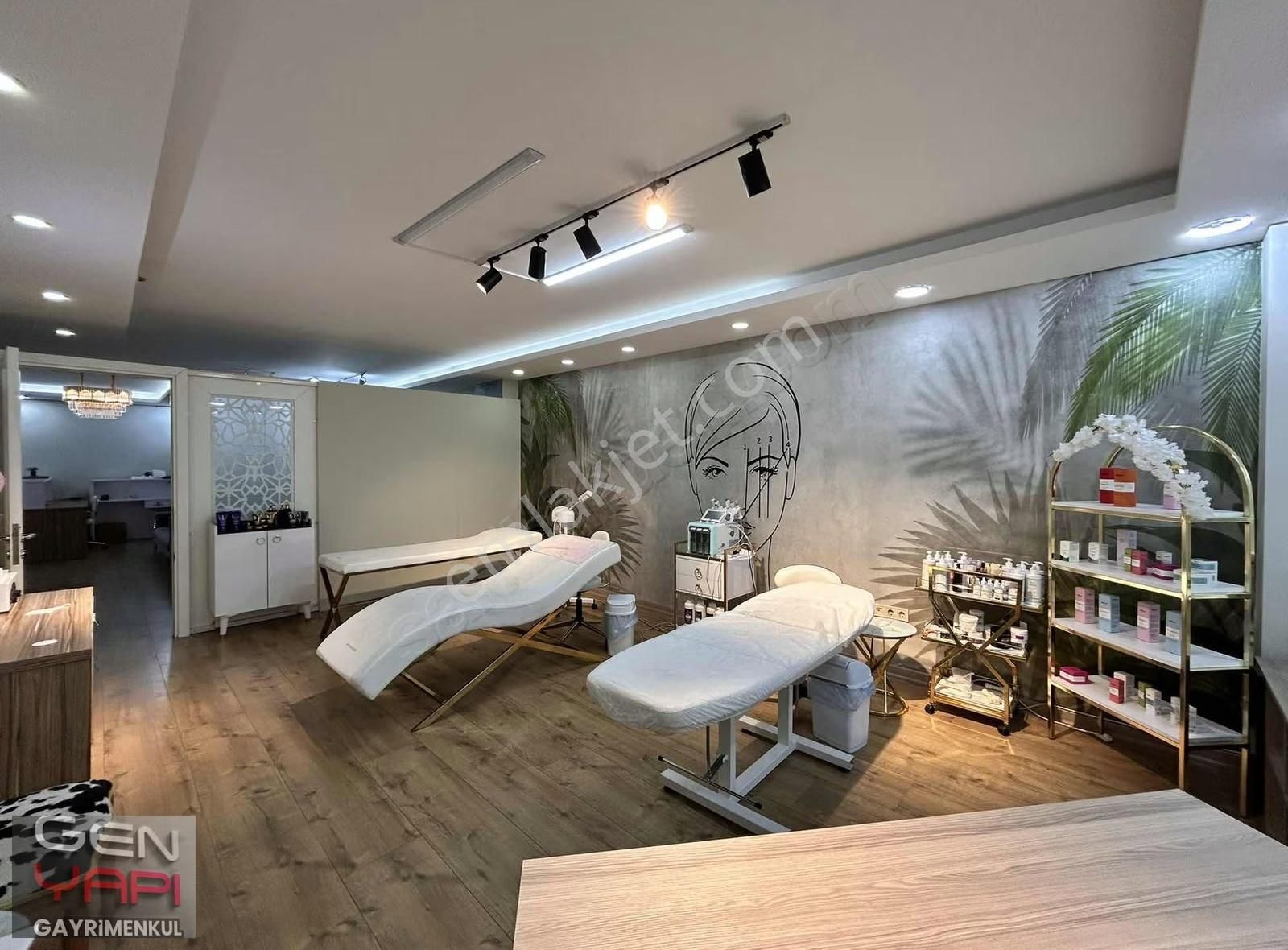 Gen Yapıdan Cadde Üstü Kiralık Ofis 4+1 !!! - Görsel 19