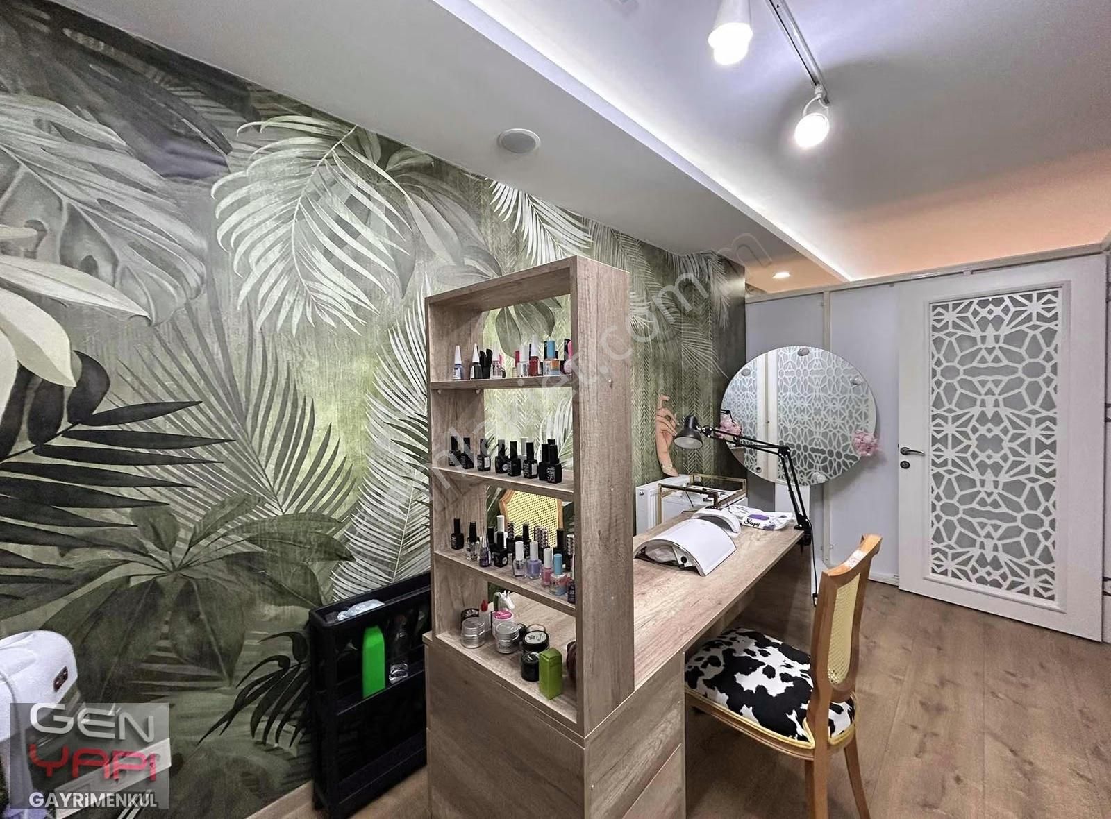 Gen Yapıdan Cadde Üstü Kiralık Ofis 4+1 !!! - Görsel 4