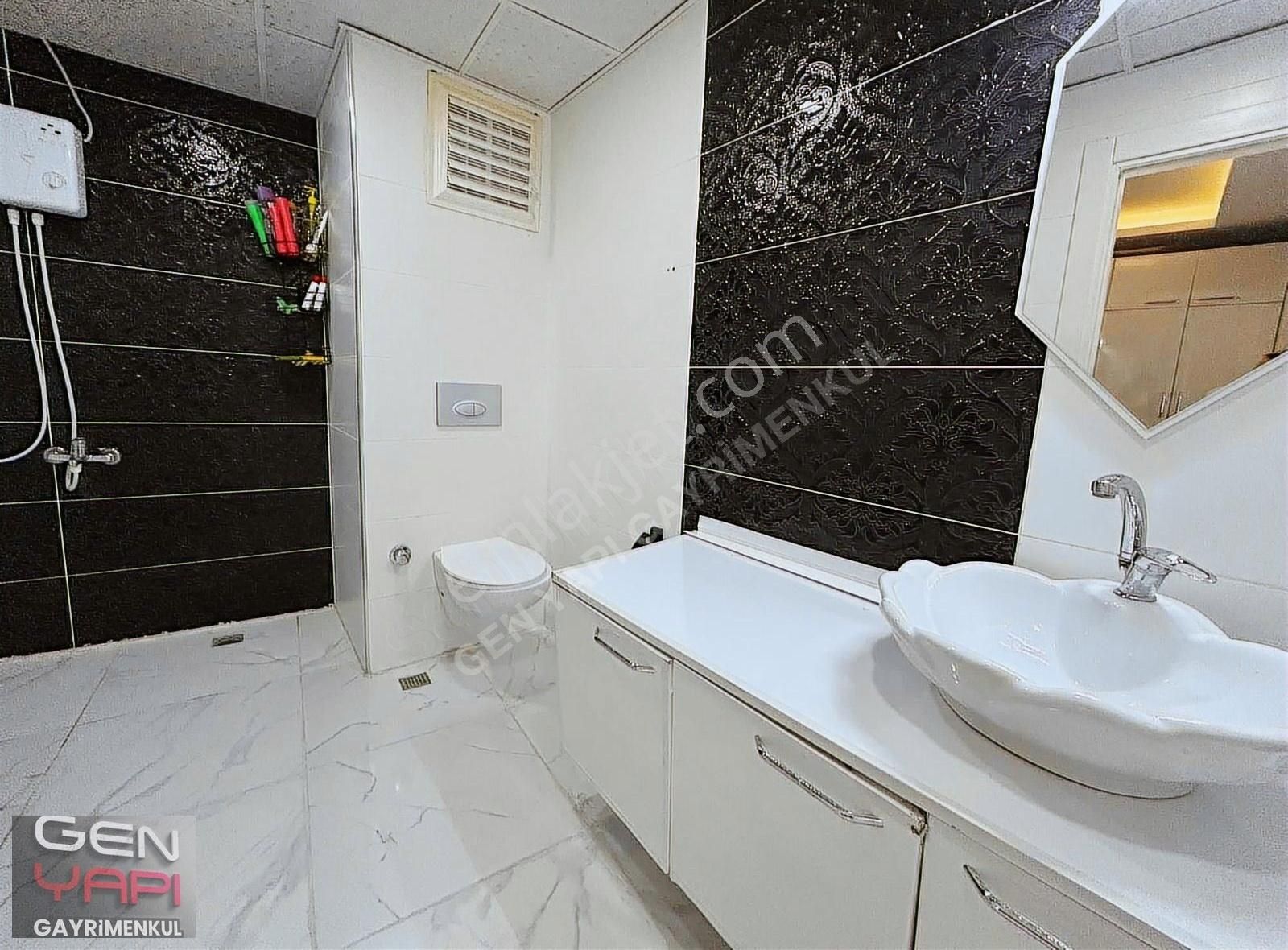 Gen Yapıdan Mezitli İstiklal Mahallesinde Geniş Daire - Görsel 11