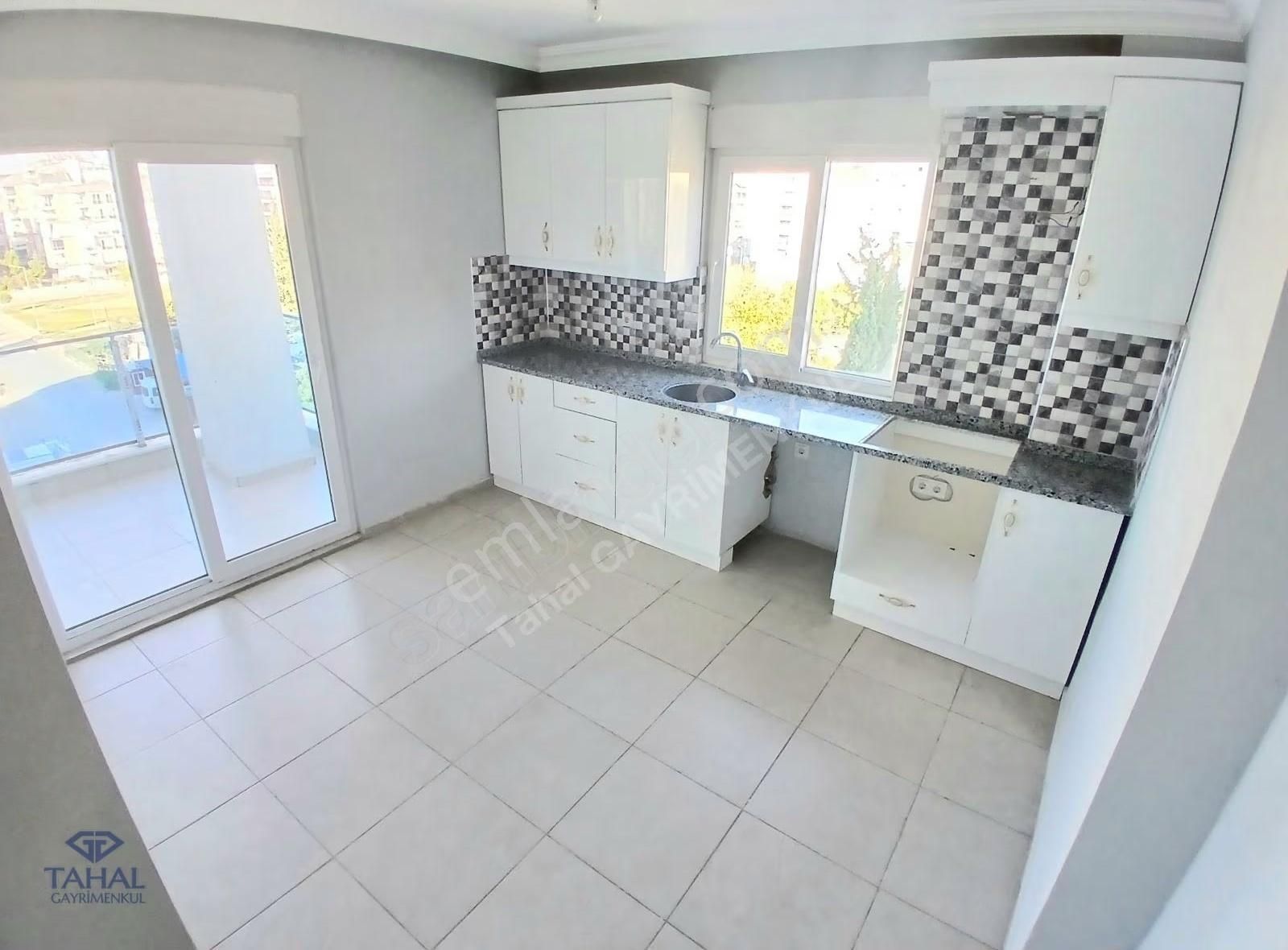 Hüsnü Karakaş Mh. Kiralık Site İçinde Herşey Ayrı 2+1 95m2 - Görsel 20