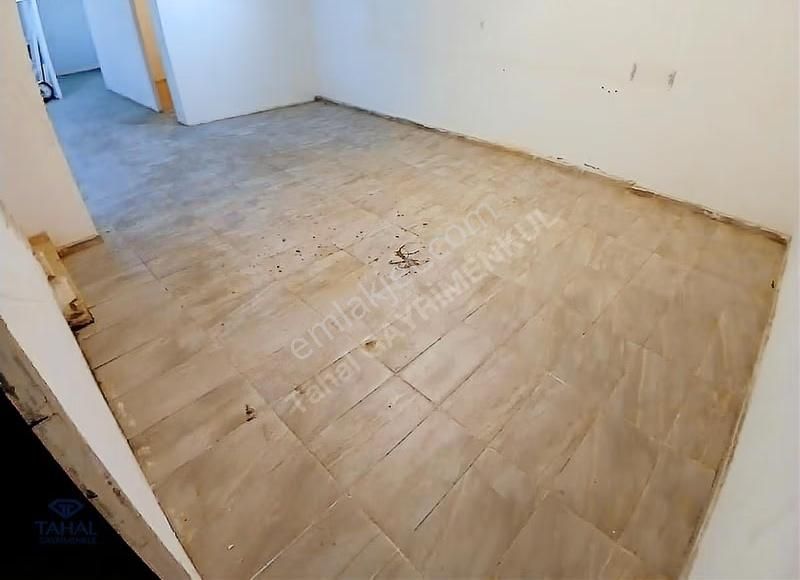 Mehmet Akif Ersoy'da Satılık Cadde Üzerinde 2 Katlı 230m2 Dükkan - Görsel 34