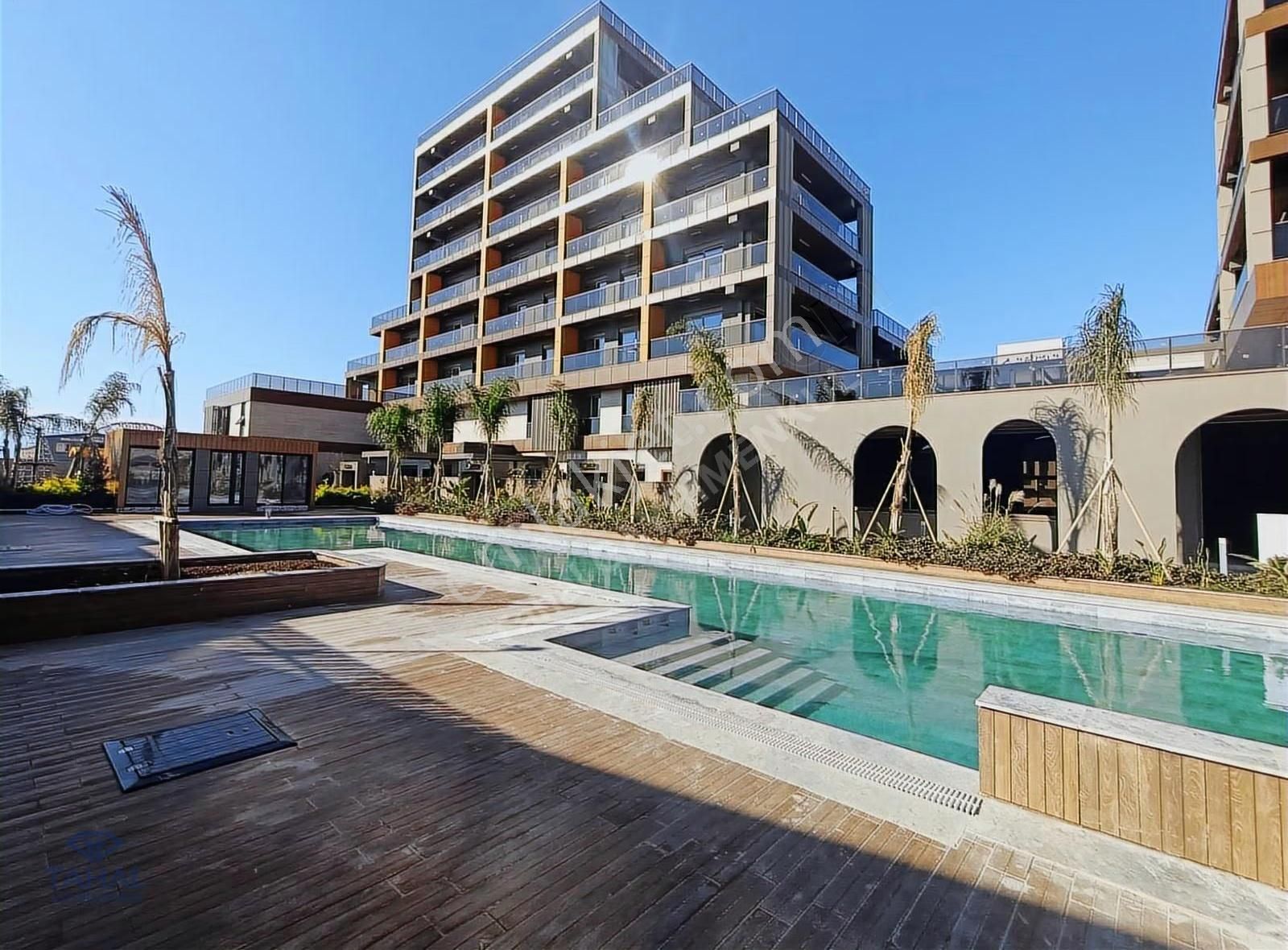 Antalya Kepez Altınova Site İçi 1+1 Satılık Daire