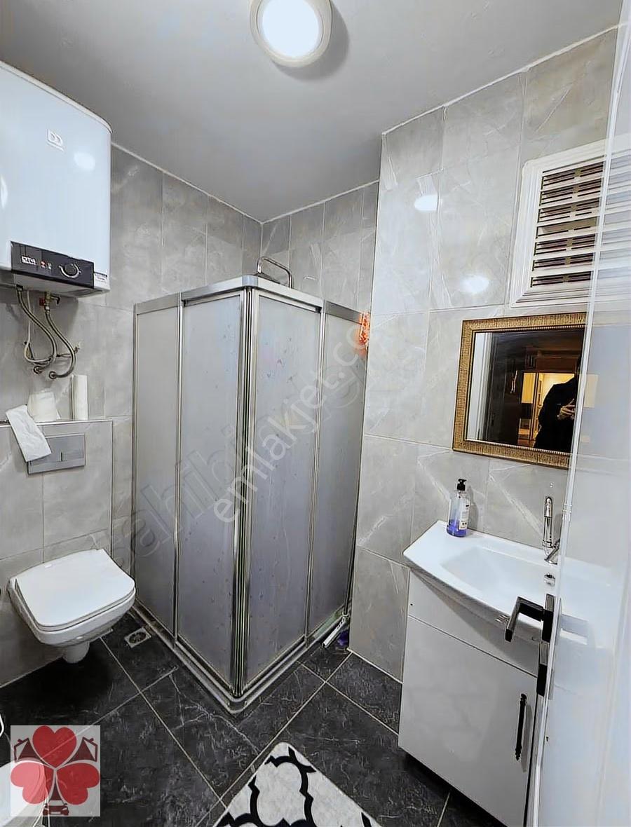 Çarşı Merkezde 175 M2 Full Lüx Yapılı-asansörlü-kaçmaz Daire !!! - Görsel 2
