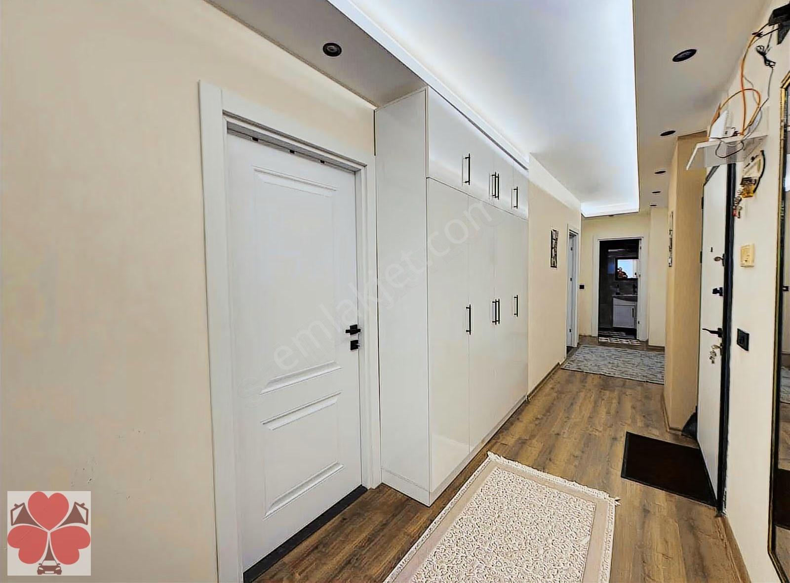 Çarşı Merkezde 175 M2 Full Lüx Yapılı-asansörlü-kaçmaz Daire !!! - Görsel 6