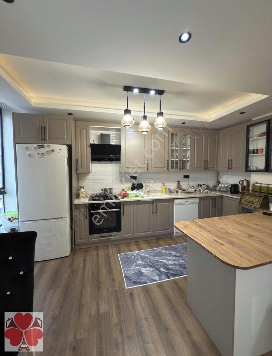 Çarşı Merkezde 175 M2 Full Lüx Yapılı-asansörlü-kaçmaz Daire !!! - Görsel 27