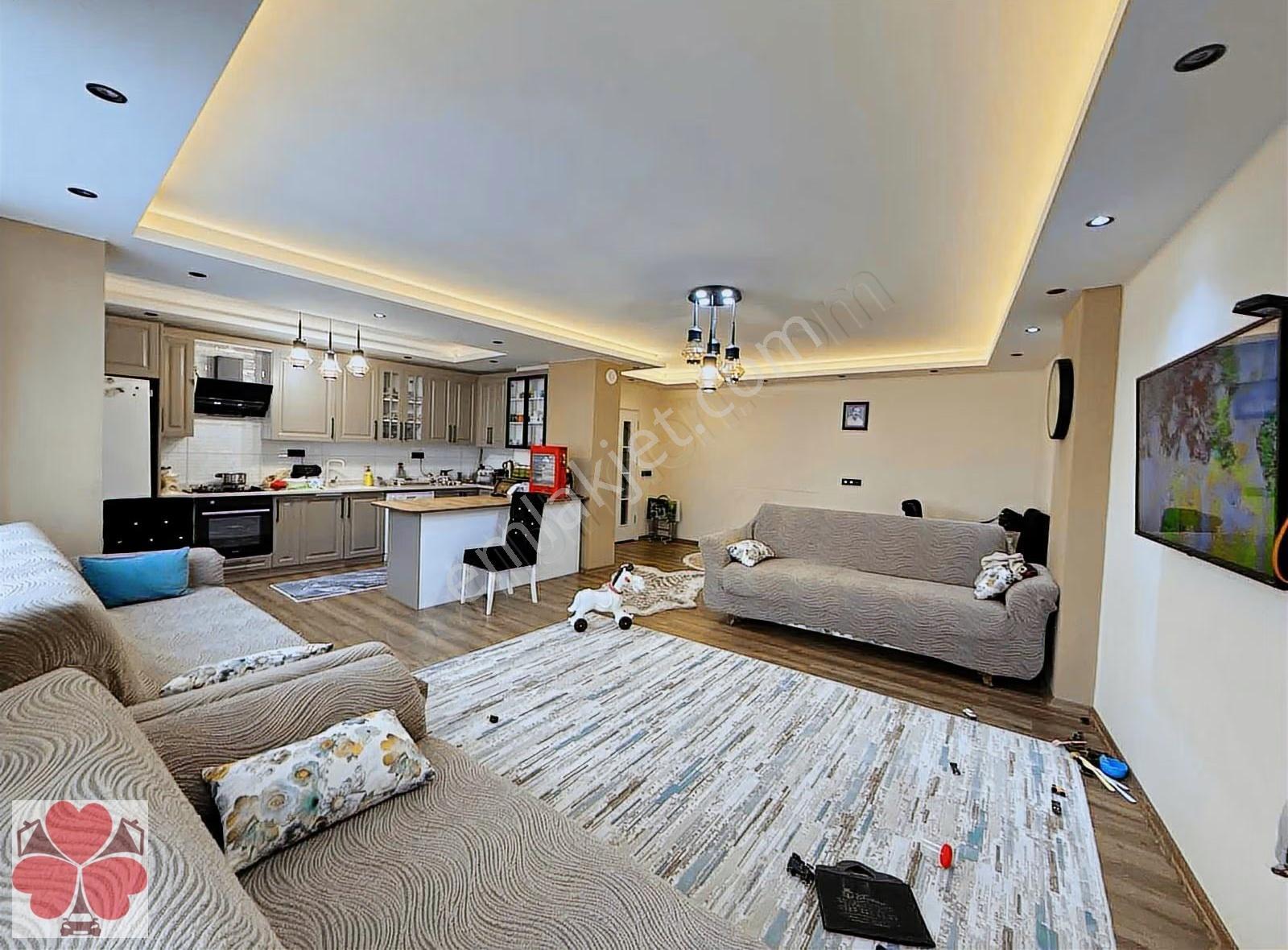 Çarşı Merkezde 175 M2 Full Lüx Yapılı-asansörlü-kaçmaz Daire !!! - Görsel 20