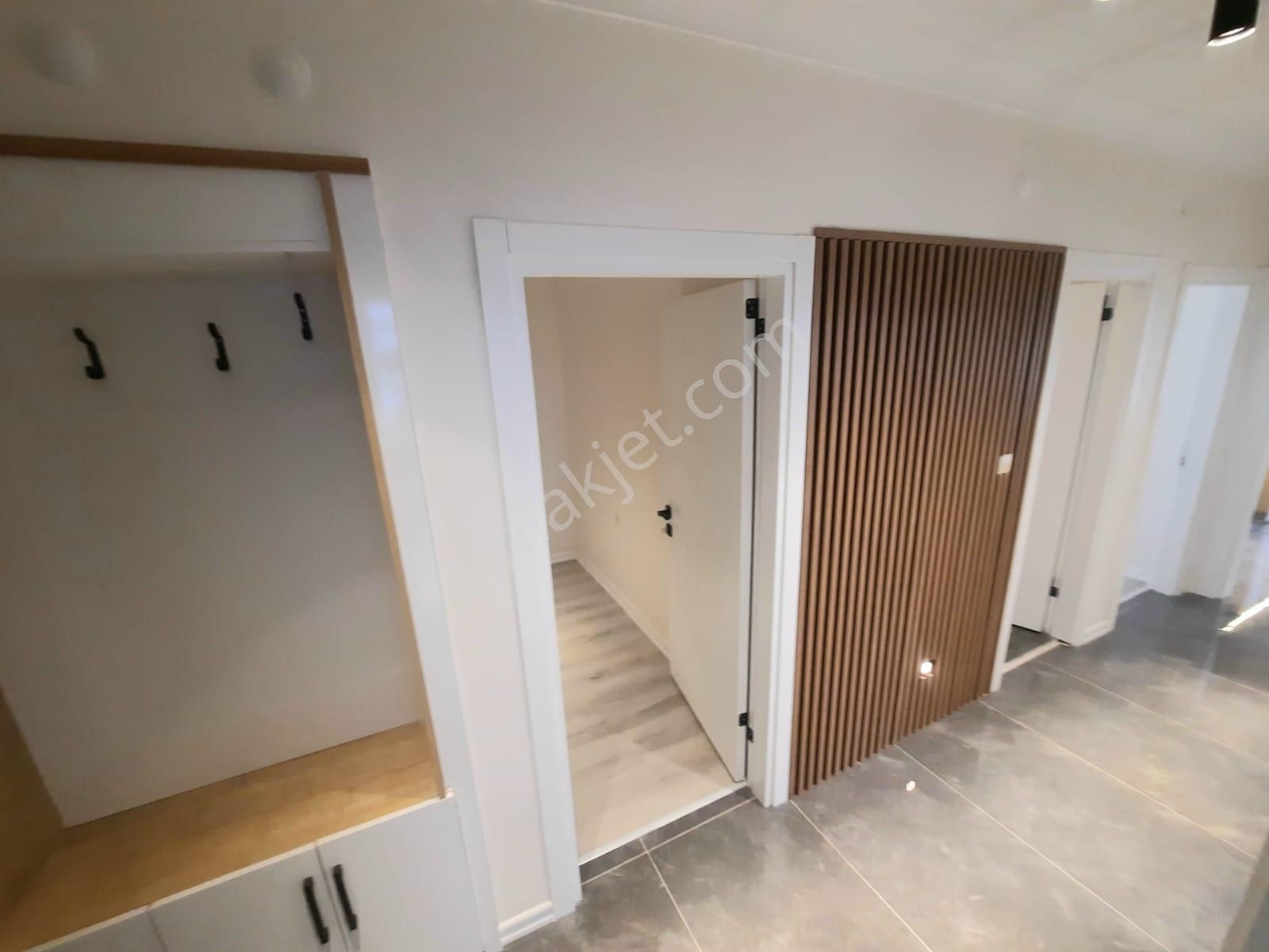 Kibar Mühit, Güzel Semt, Sosyal Zenginliği Olan Dairemiz Satışta - Görsel 4