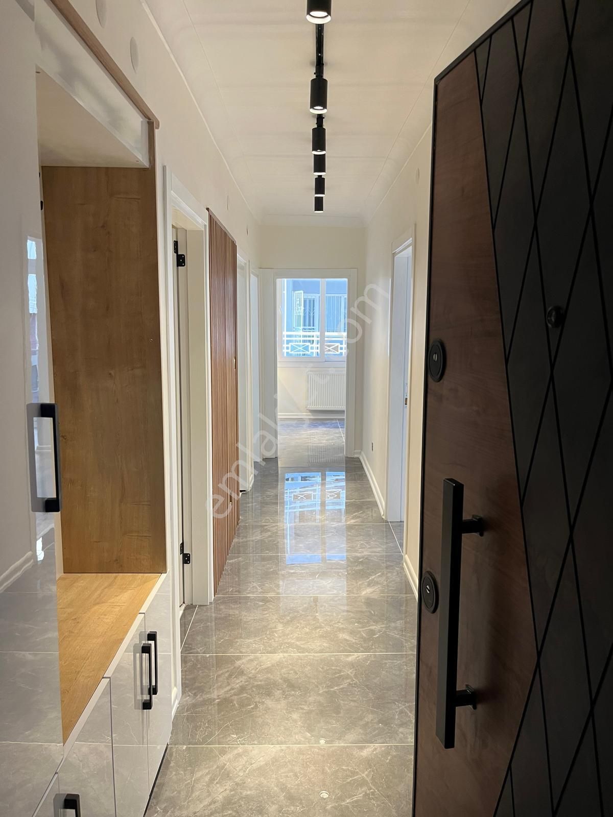 Kibar Mühit, Güzel Semt, Sosyal Zenginliği Olan Dairemiz Satışta - Görsel 16