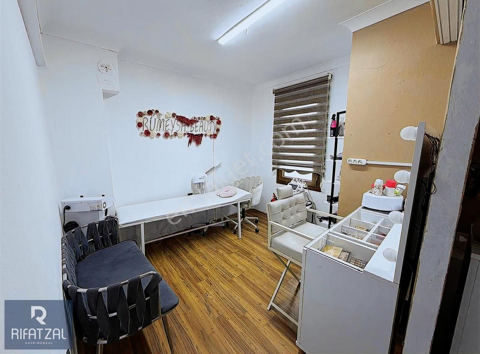 Ayvalık Merkezde 2+1 70 M2 Masrafsız Klimalı İş Yeri - Görsel 10