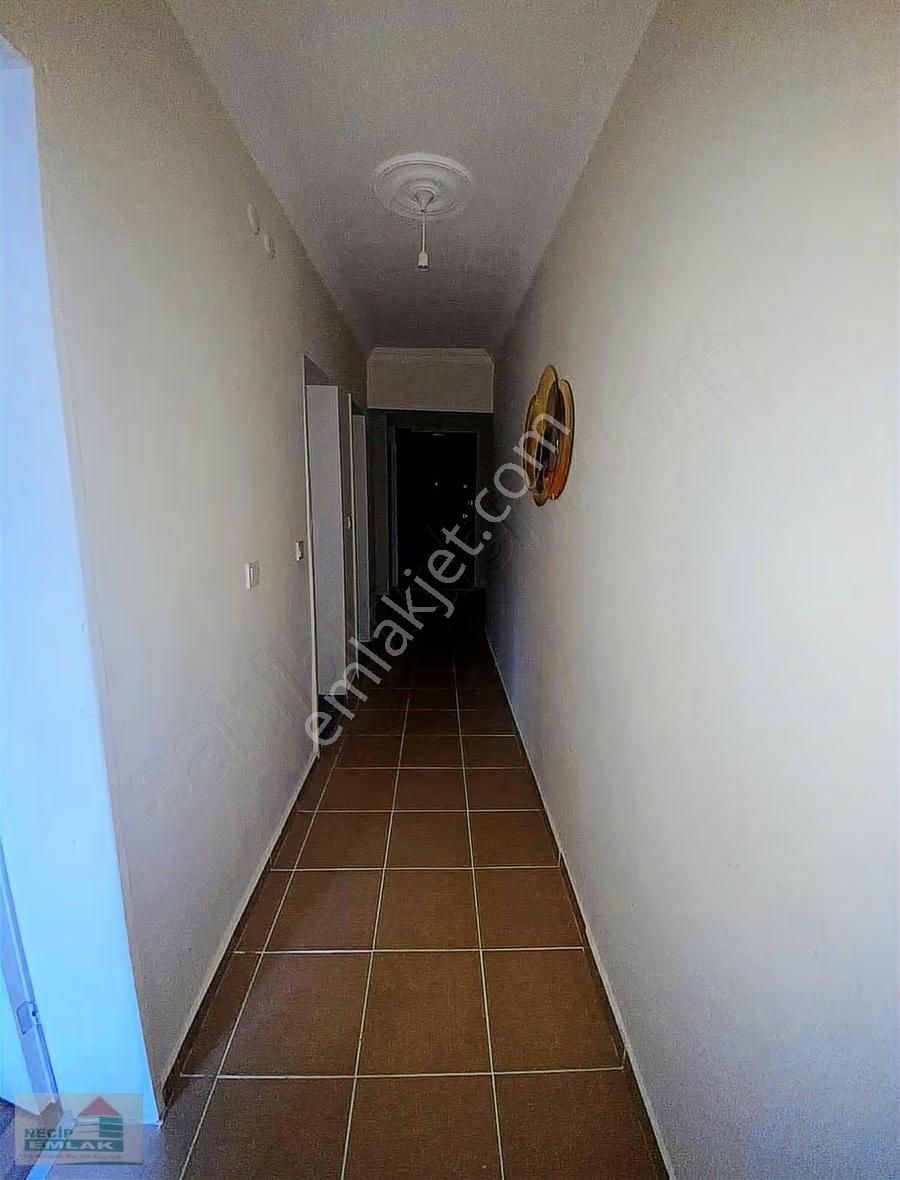 Necip Emlaktan Cadde Üzeri Kiralık 2+1 Daire - Görsel 18