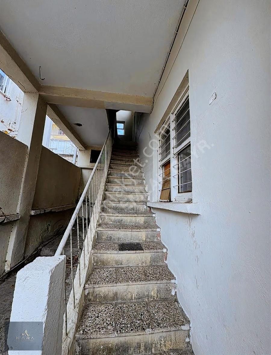 Komple Satılık 2 Katlı Müstakil Ev Ve Arsası - Görsel 12