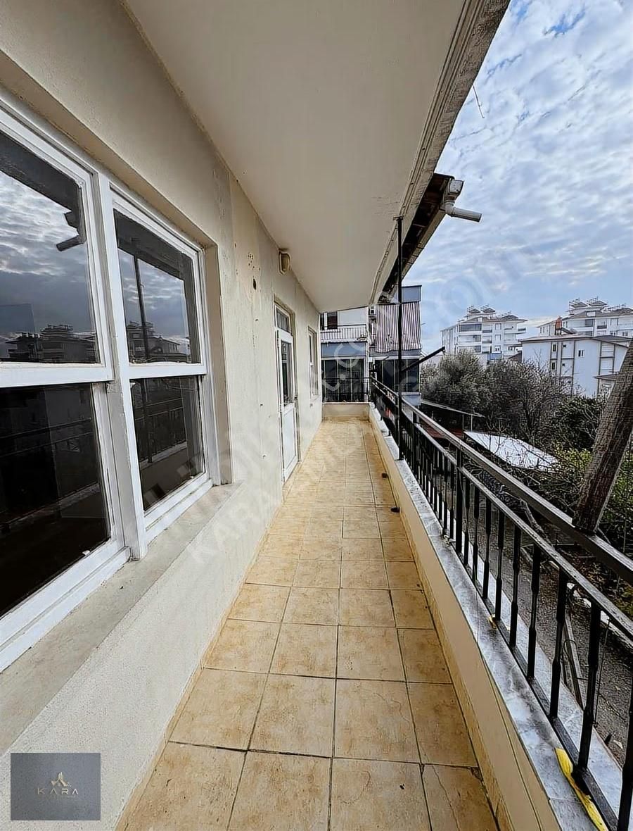 Komple Satılık 2 Katlı Müstakil Ev Ve Arsası - Görsel 8