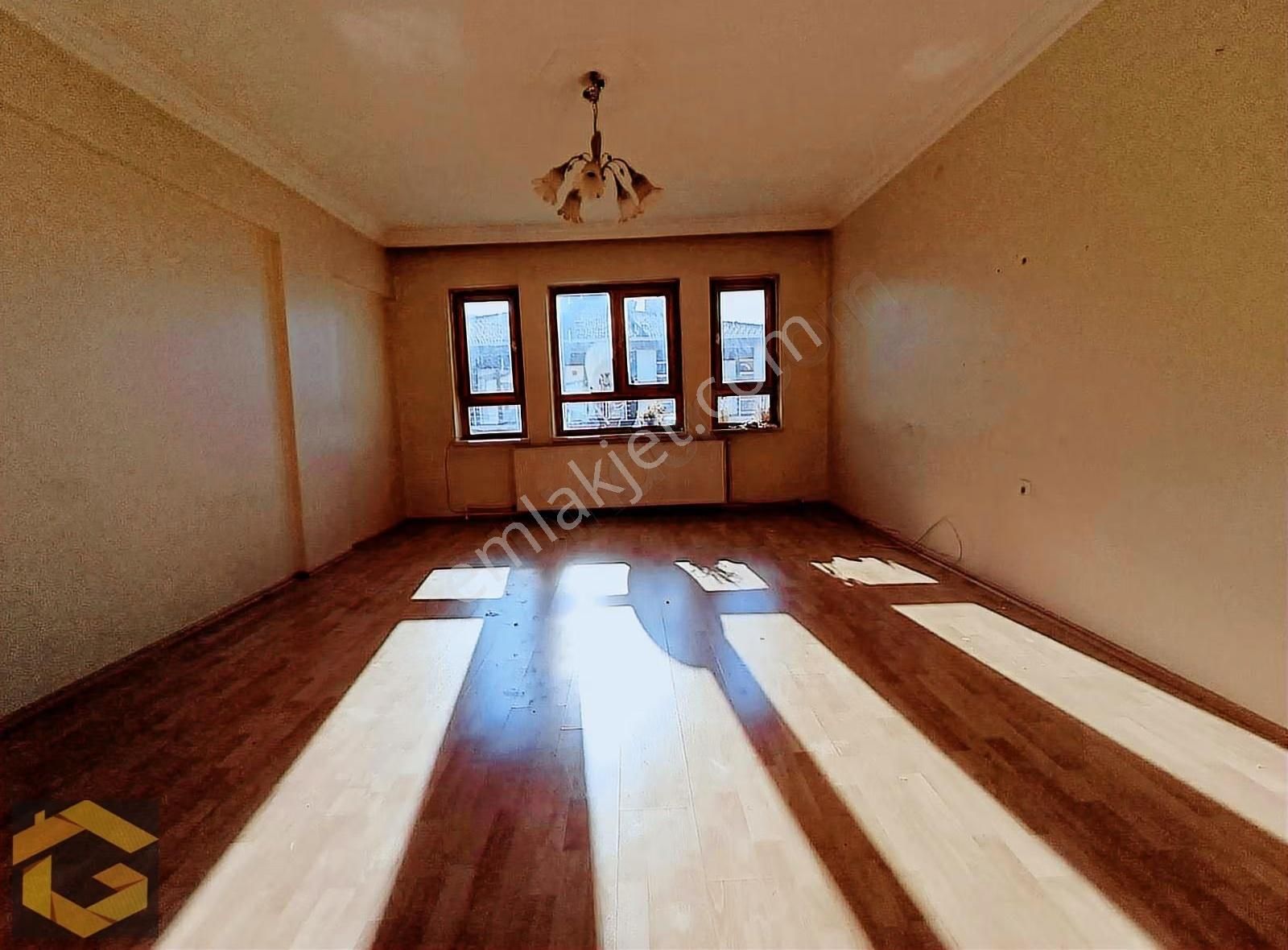 Keçiören Itri Caddesi Üzerinde Kiralık 3+1 Daire - Görsel 16