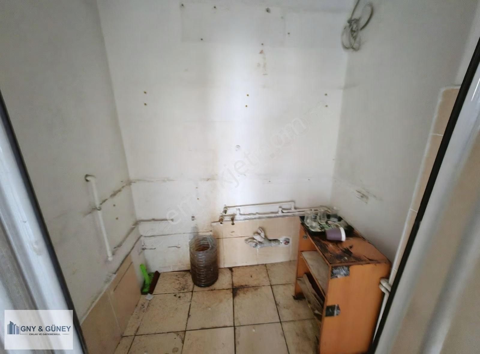 Gny&güney'den 58.bulvar'da 60 M² Cadde Üstünde Kiralık Dükkan - Görsel 3