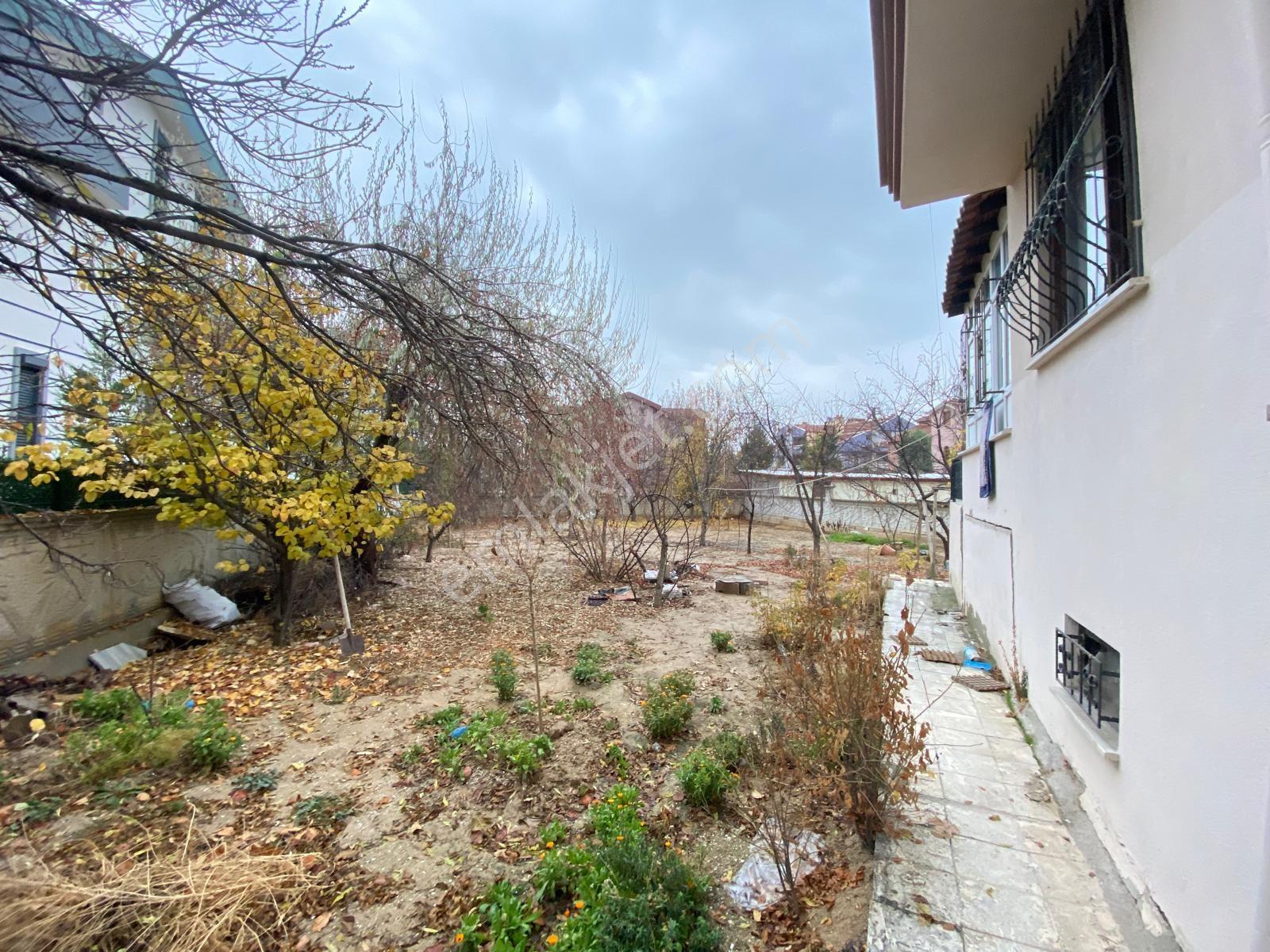 Buhara Mah. Edipoğlu Cad. 780 M2 Arsa İçerisinde Dublex Daire - Görsel 26
