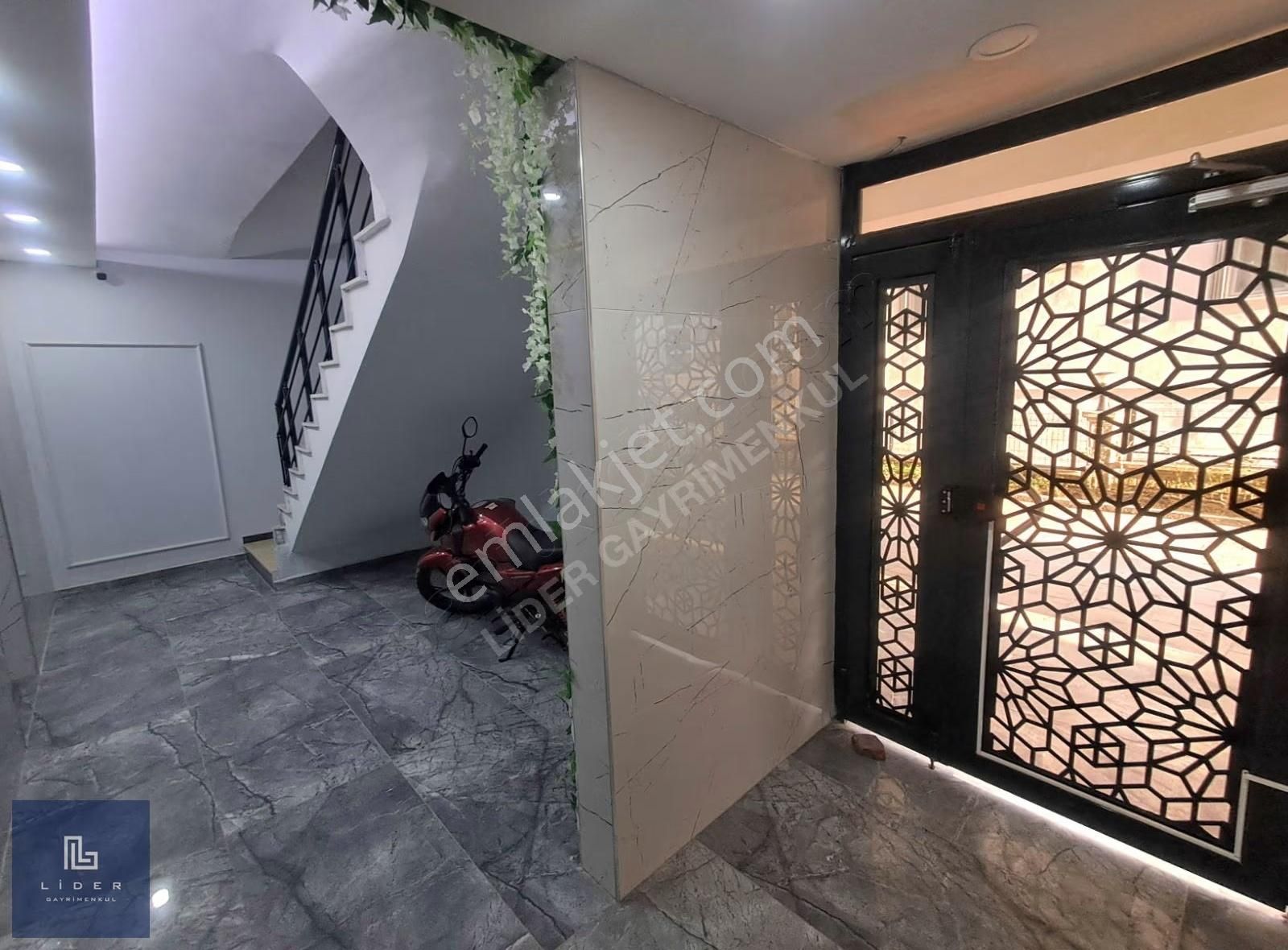 Lider Gayrimenkul'den Tepecik Mh 3+1 İskanlı Sıfır Fırsat Daire - Görsel 11