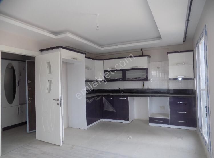 Gültepe Mh.ilimyolu Bulvarına Yakın,az Katlı Binada Cazip Kiralık 3+1 - Görsel 14