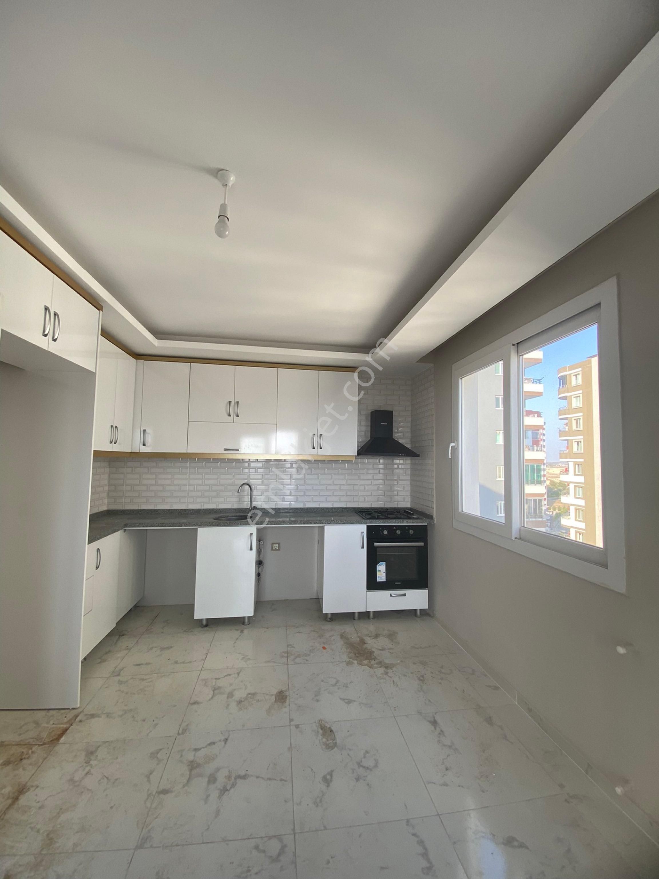 Gültepe Mh.ilimyolu Bulvarına Yakın,az Katlı Binada Cazip Kiralık 3+1