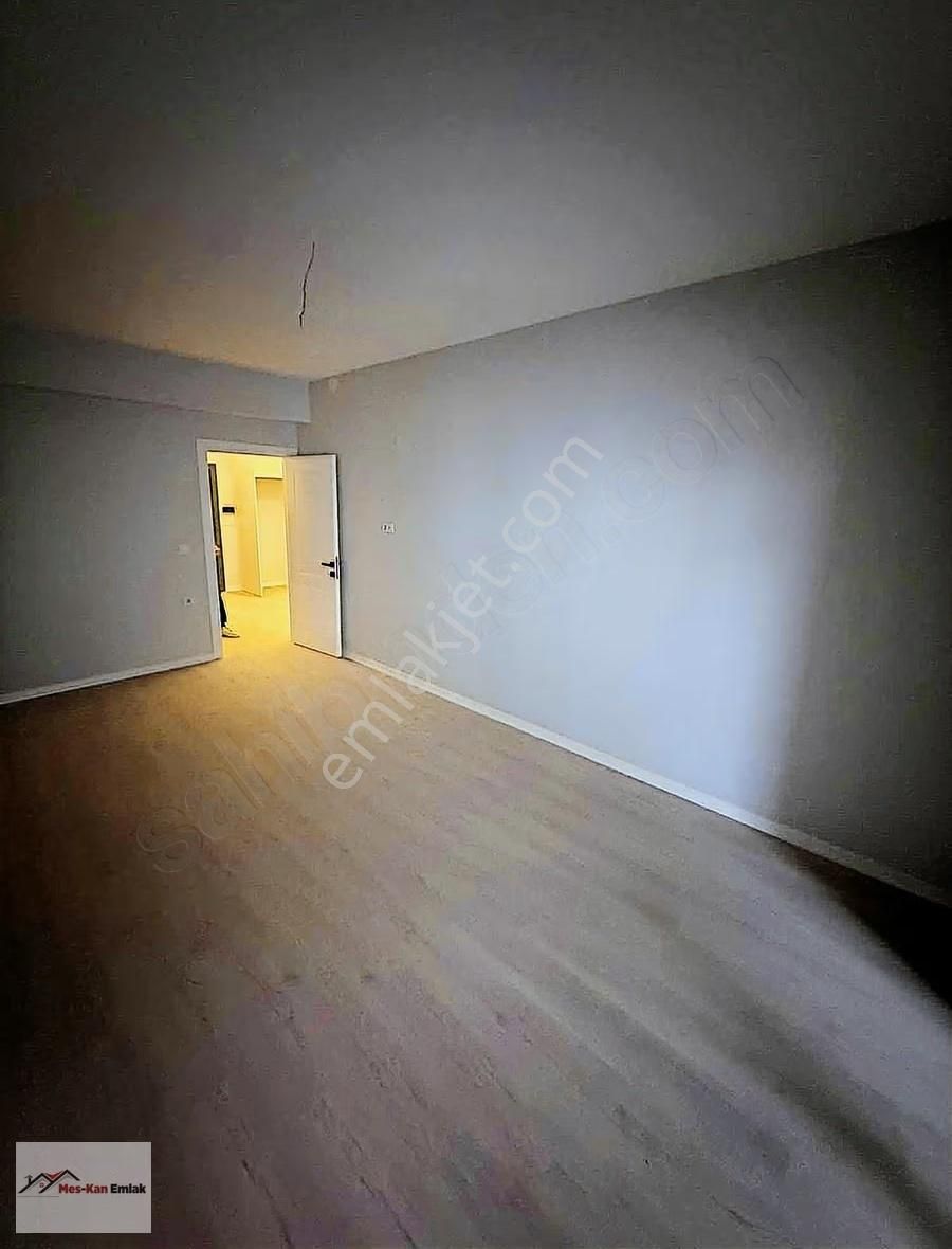 Özlüce Bulvarı Altınşehirde Sıfır 1+1 Geniş Eşyasız Kiralık Lux - Görsel 16