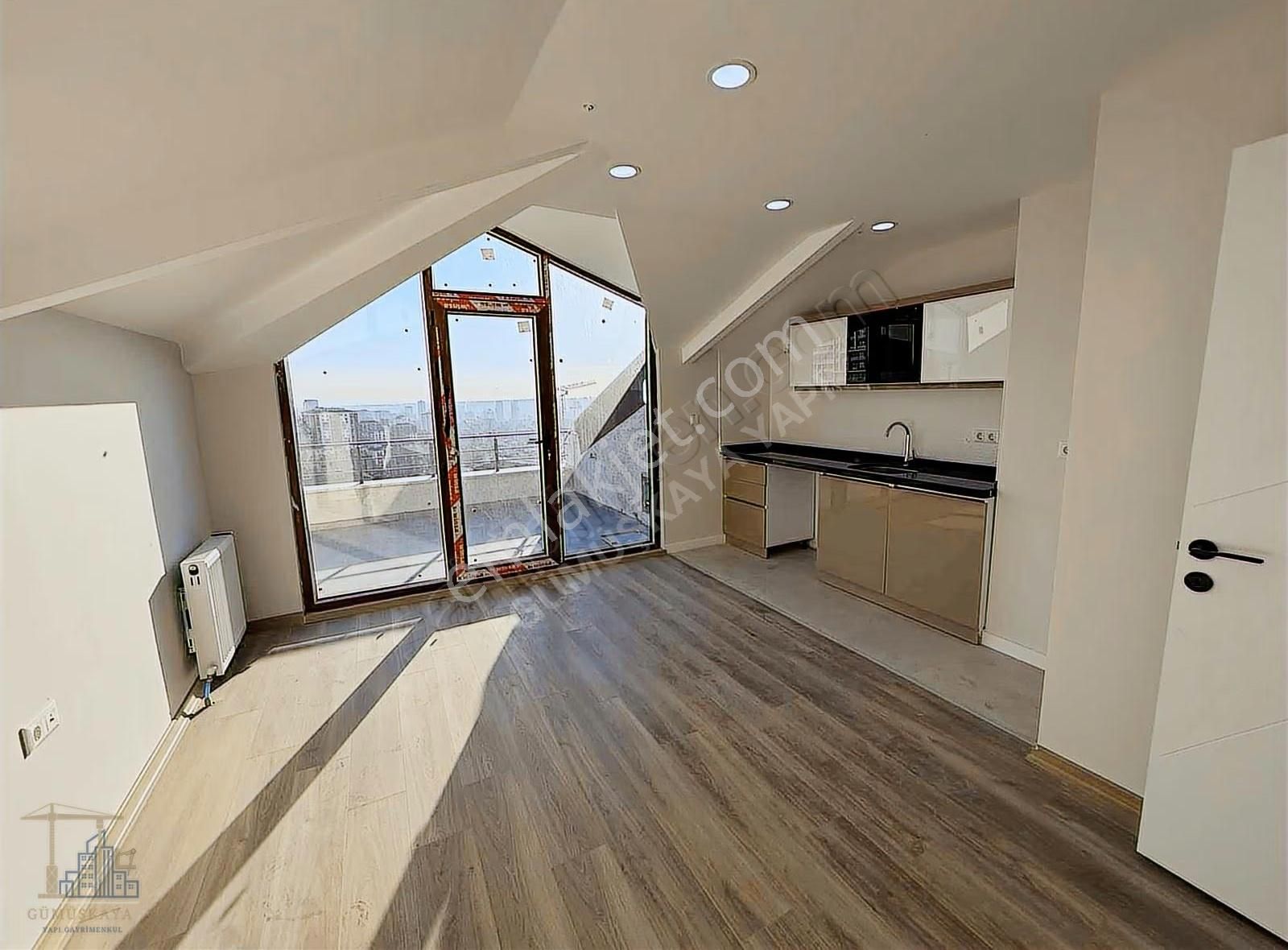 Mahmutbey - Güneşli / 3+2 187 M² Geniş Teras Dublex / Revan Park - Görsel 16