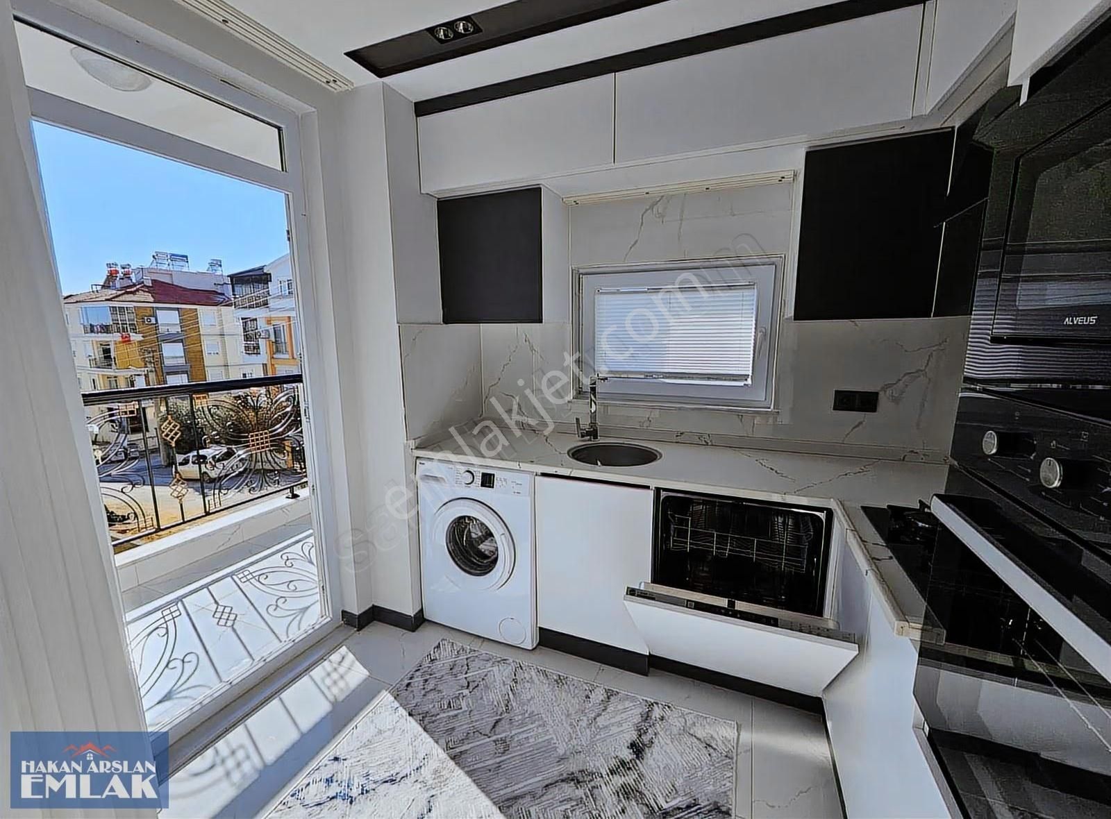 Kütükçü'de Katta Eşyalı Lüx 1+1 Kiralık Daire - Görsel 19