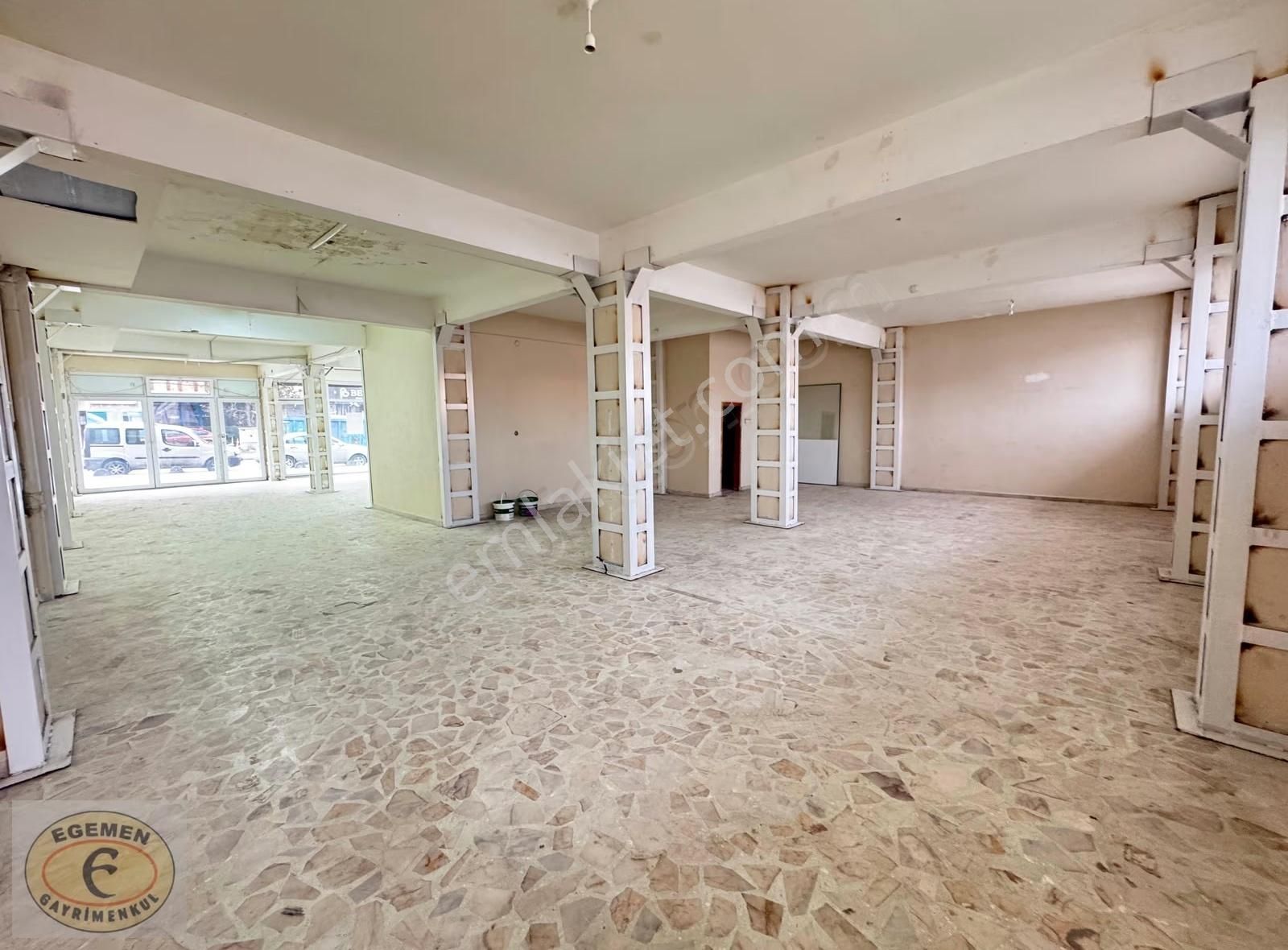 Sultanbeyli Fatih Bulvarı Üzerinde 220 M2 Kiralık Dükkan - Görsel 4