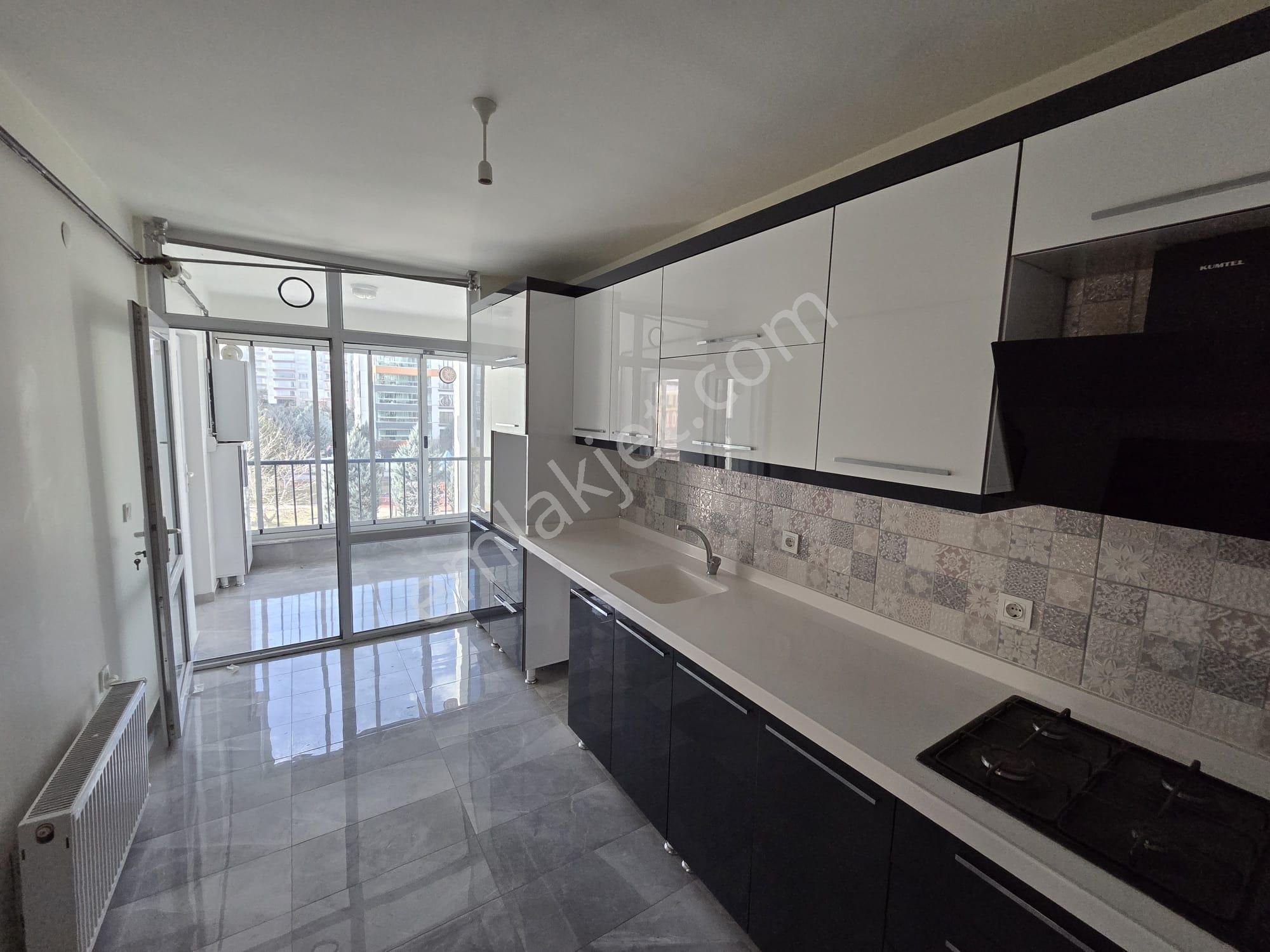 Kiralık Etimesgut Ahimesut Armine Sitesi Arakat 3+1 Daire - Görsel 11