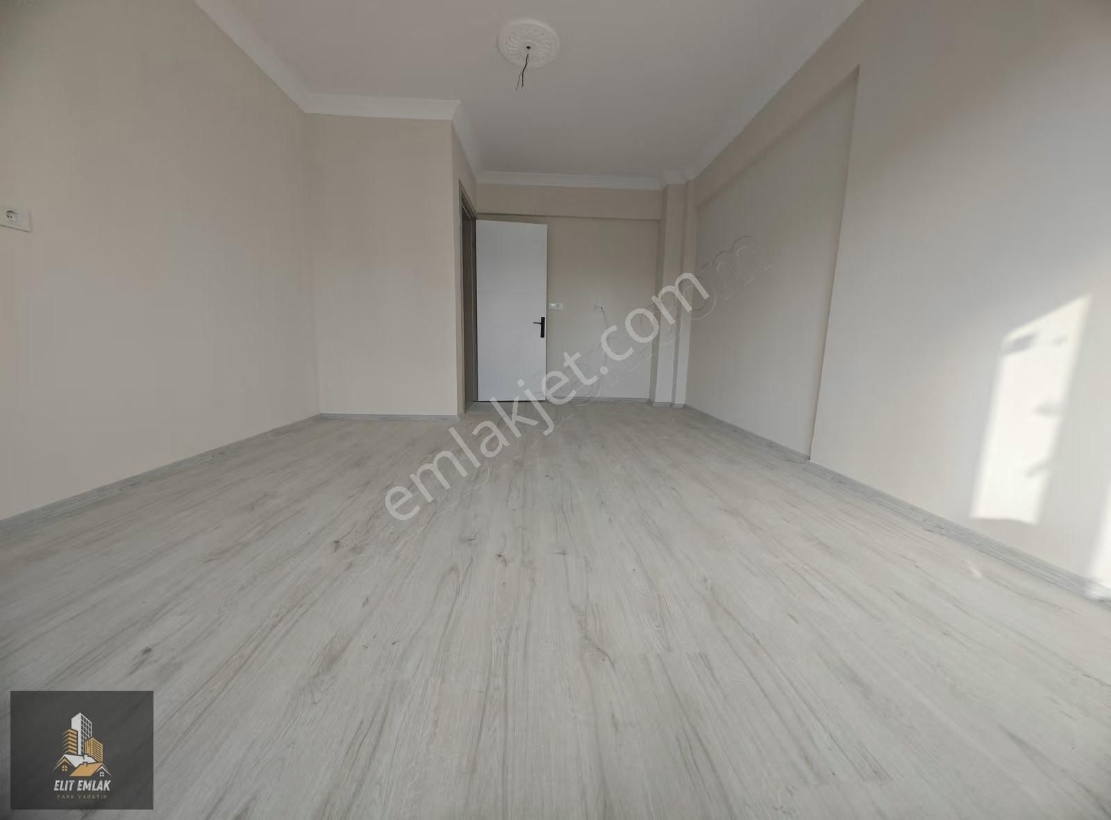 Elit Emlak'tan Cumhuriyet Mah. Ring Yolu Üzeri 2+1 Satılık Daire - Görsel 9