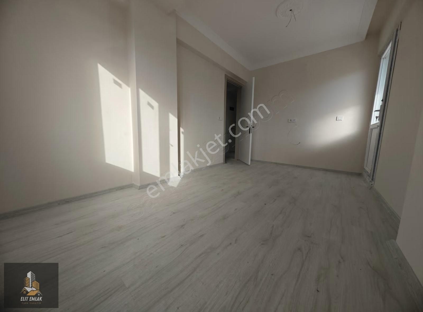 Elit Emlak'tan Cumhuriyet Mah. Ring Yolu Üzeri 2+1 Satılık Daire - Görsel 5